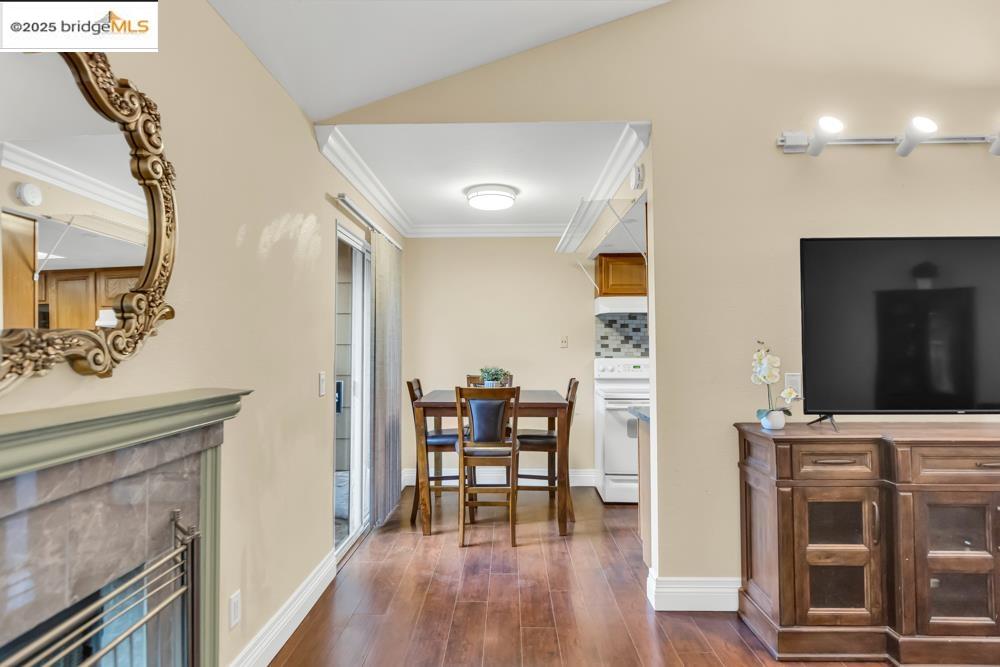 8216 Center Pkwy # 27