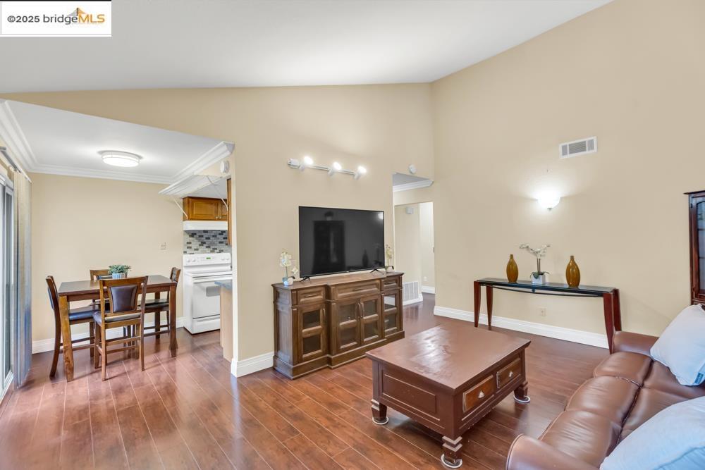 8216 Center Pkwy # 27