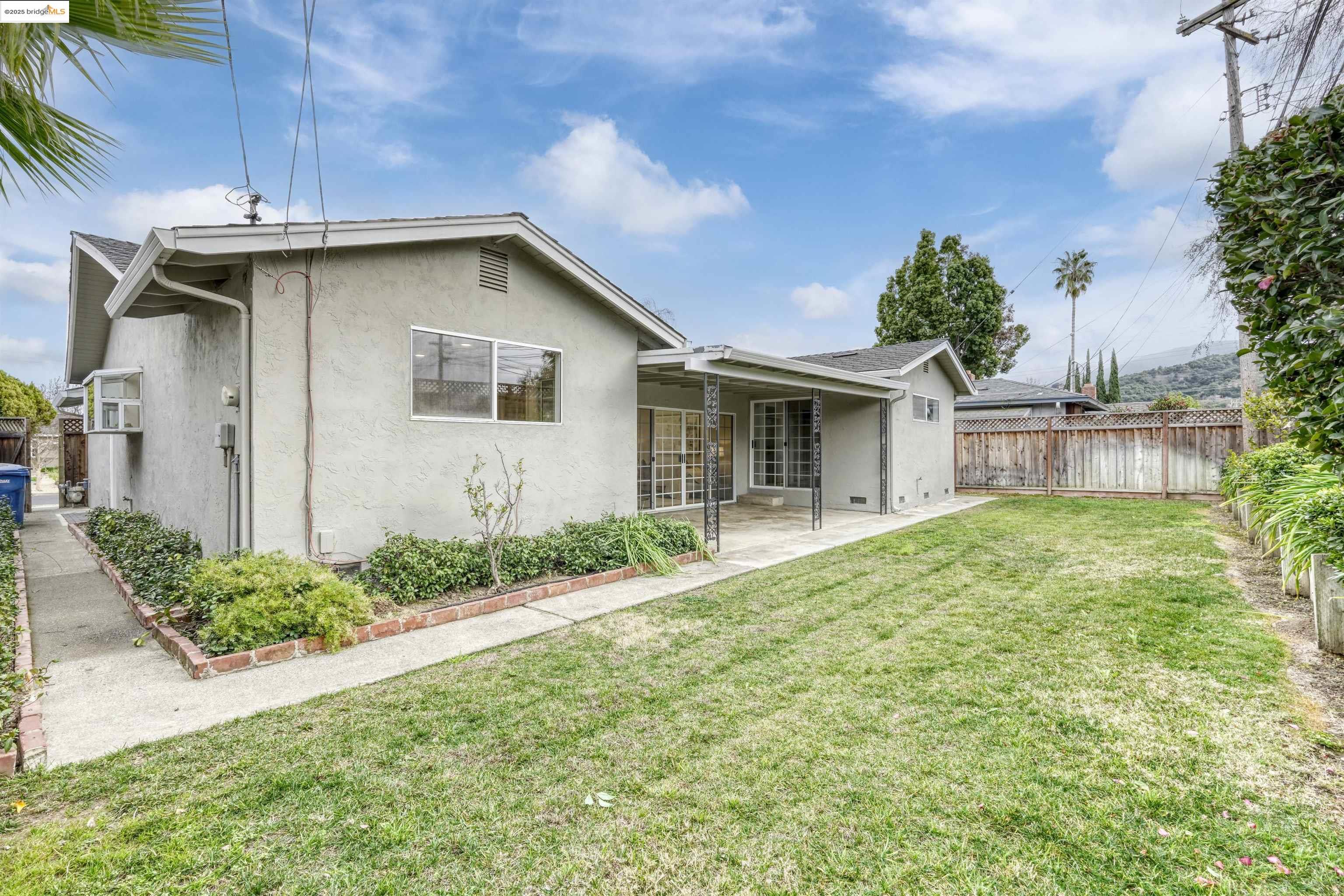 225 Gregg Dr