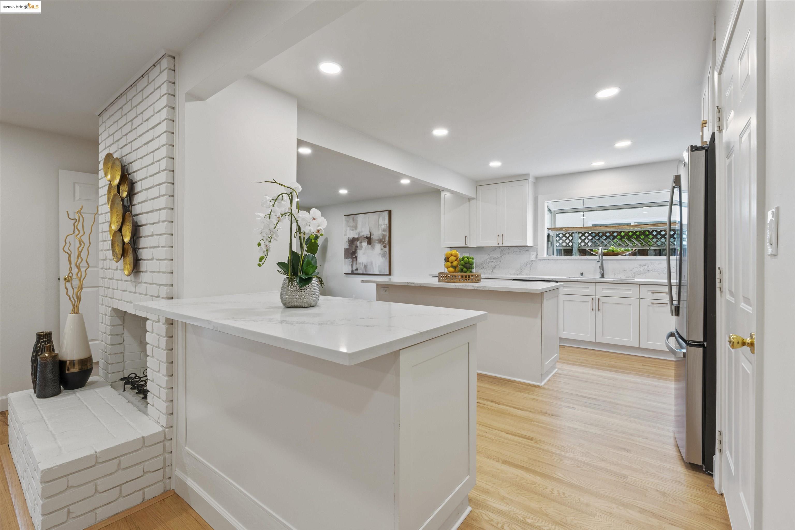 225 Gregg Dr
