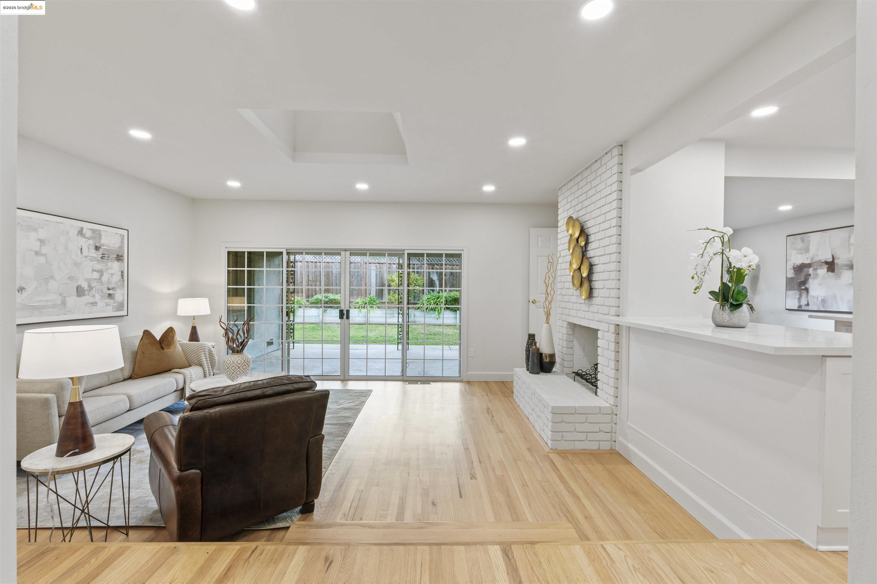 225 Gregg Dr