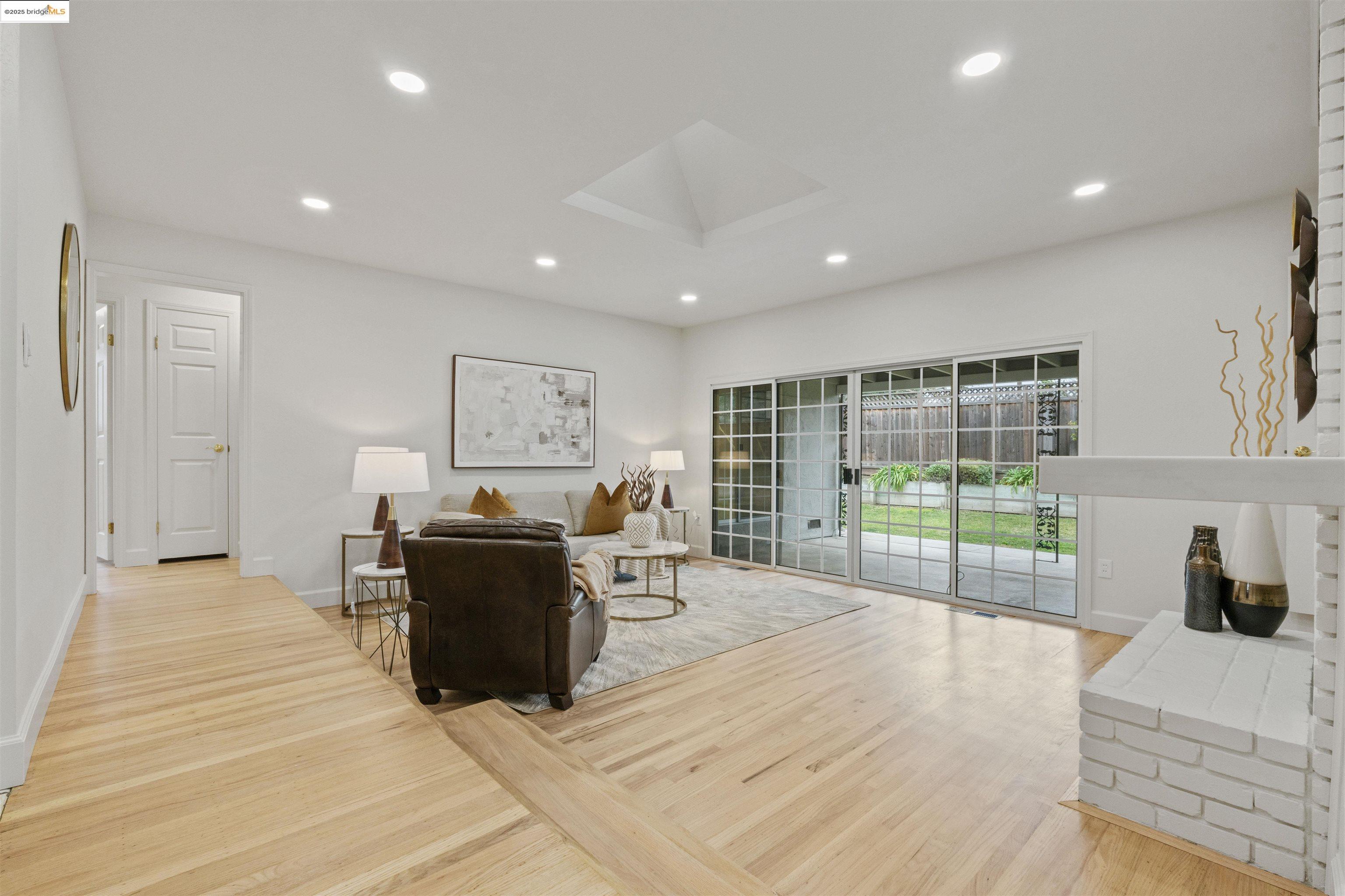 225 Gregg Dr