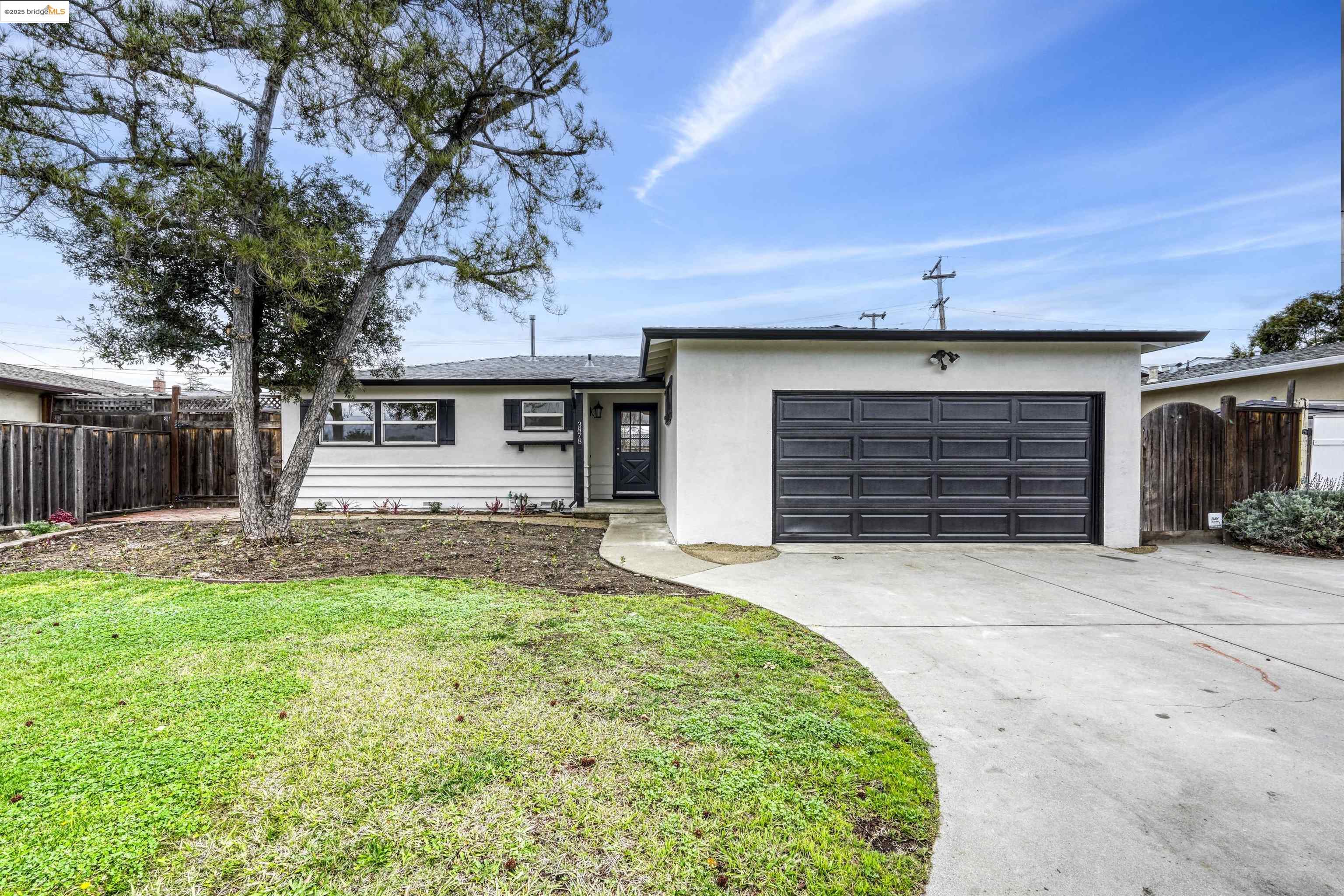 3878 Arbuckle Dr