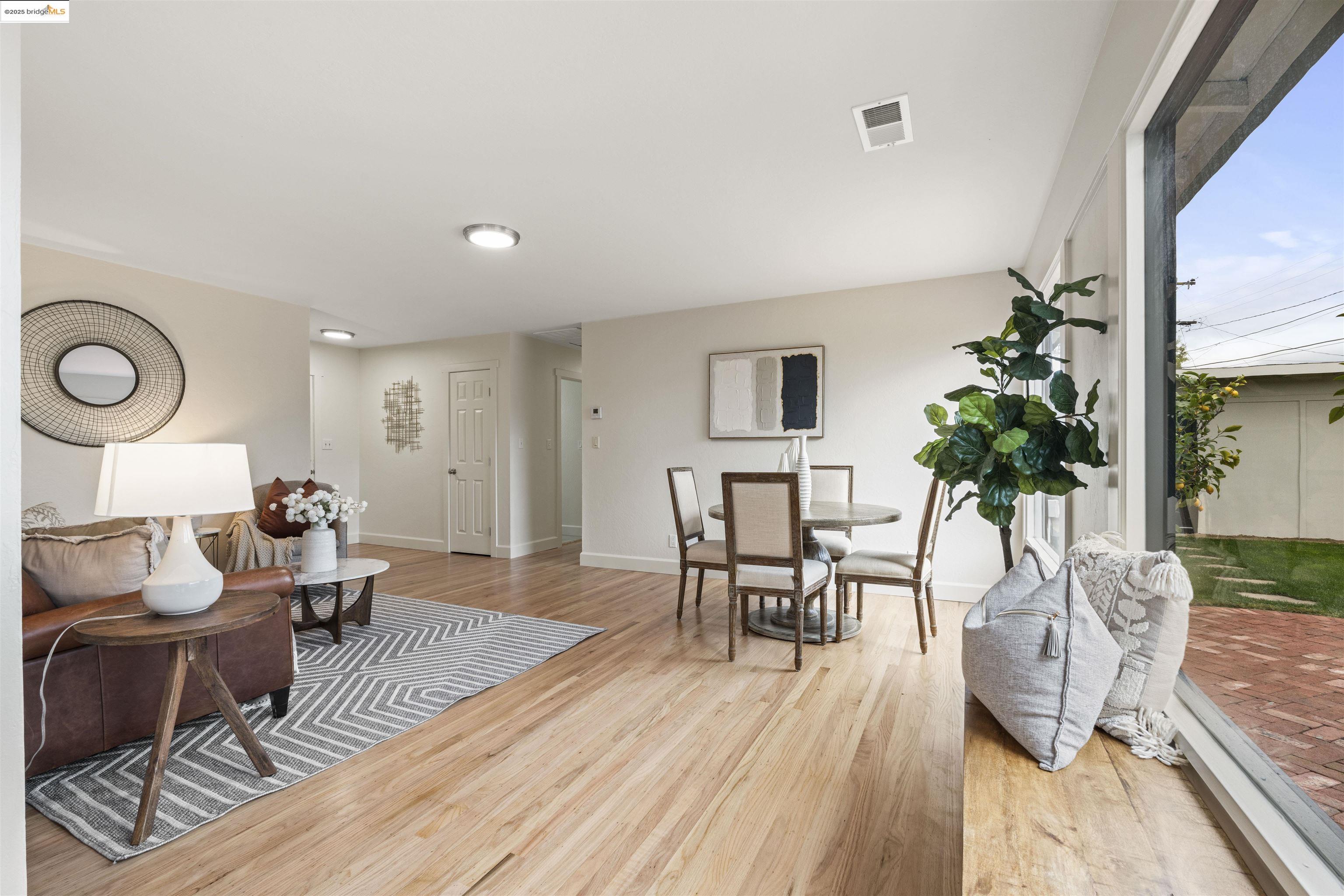 3878 Arbuckle Dr