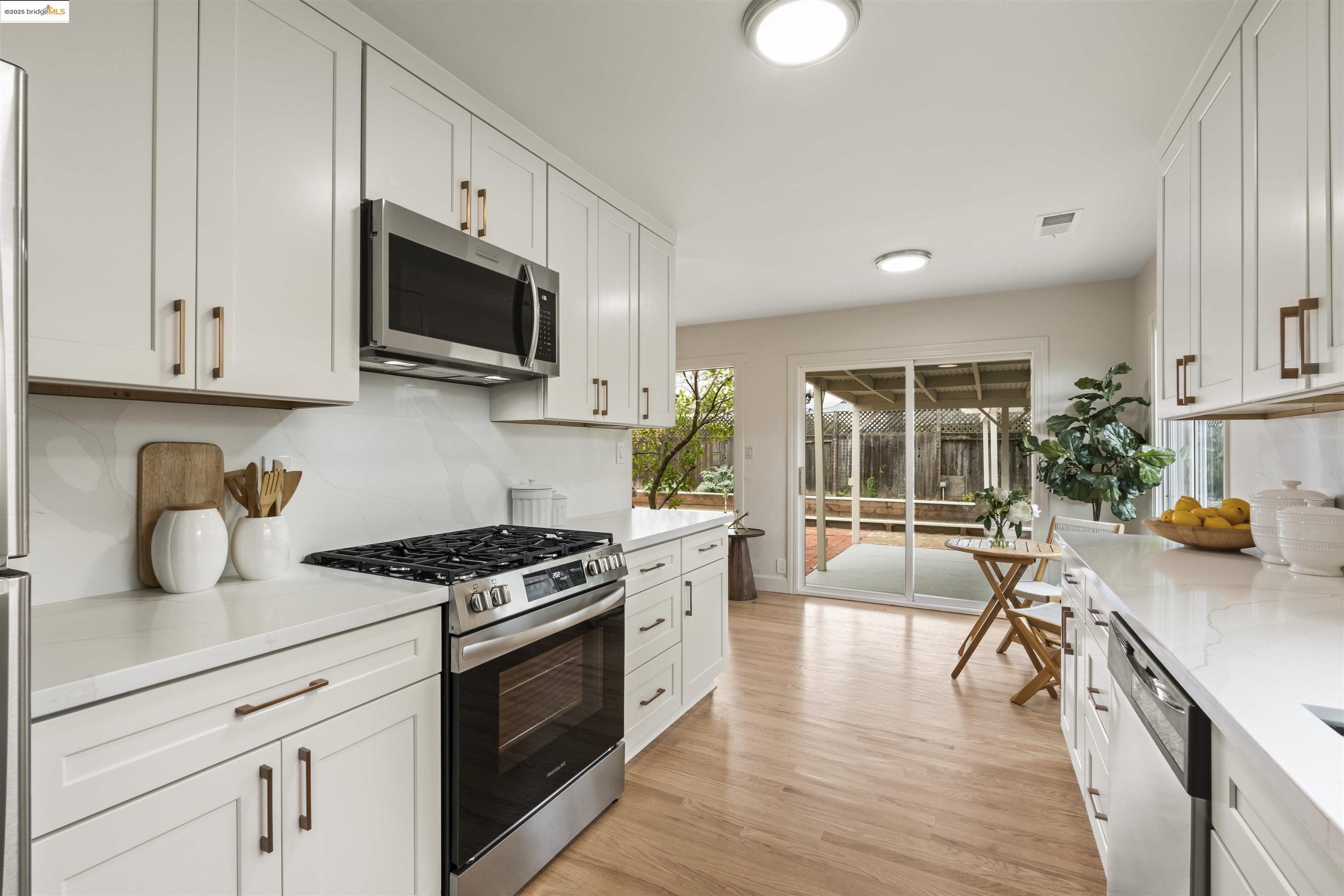 3878 Arbuckle Dr