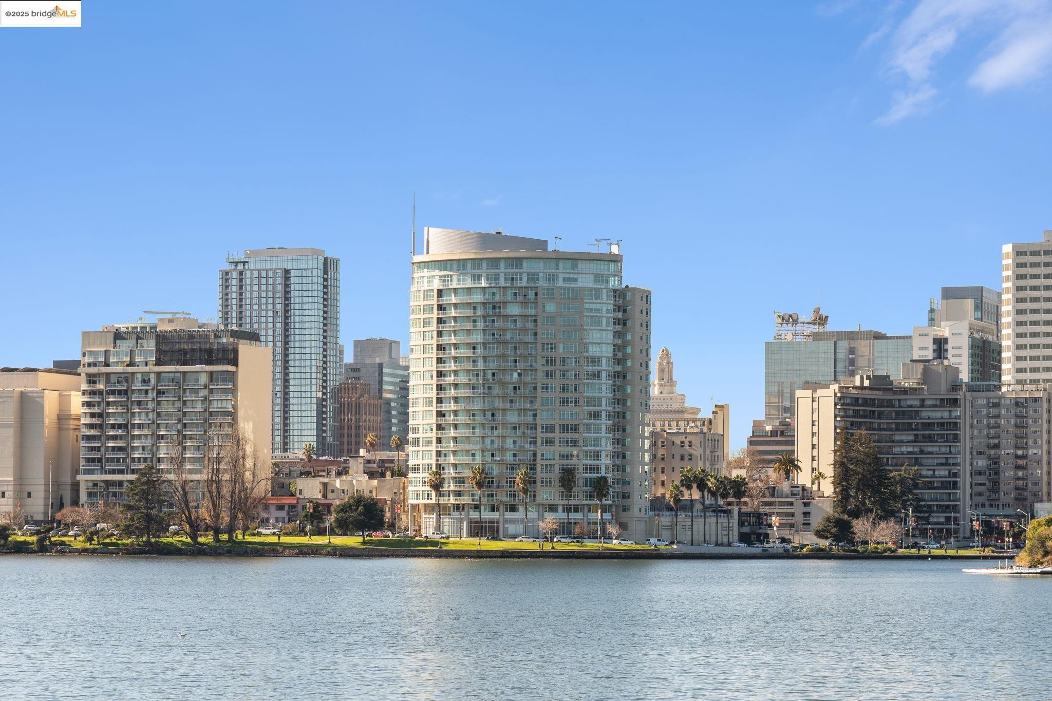 1 Lakeside Dr # 415