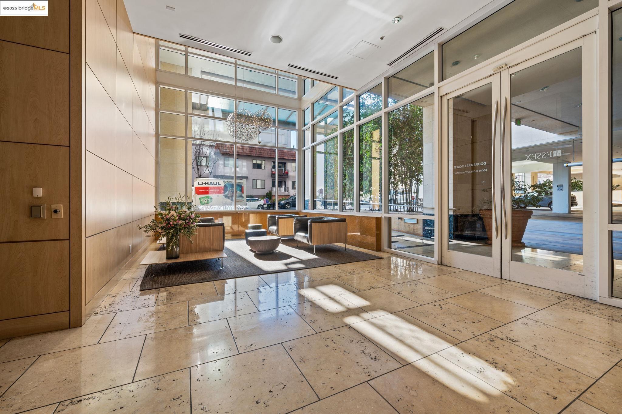 1 Lakeside Dr # 415