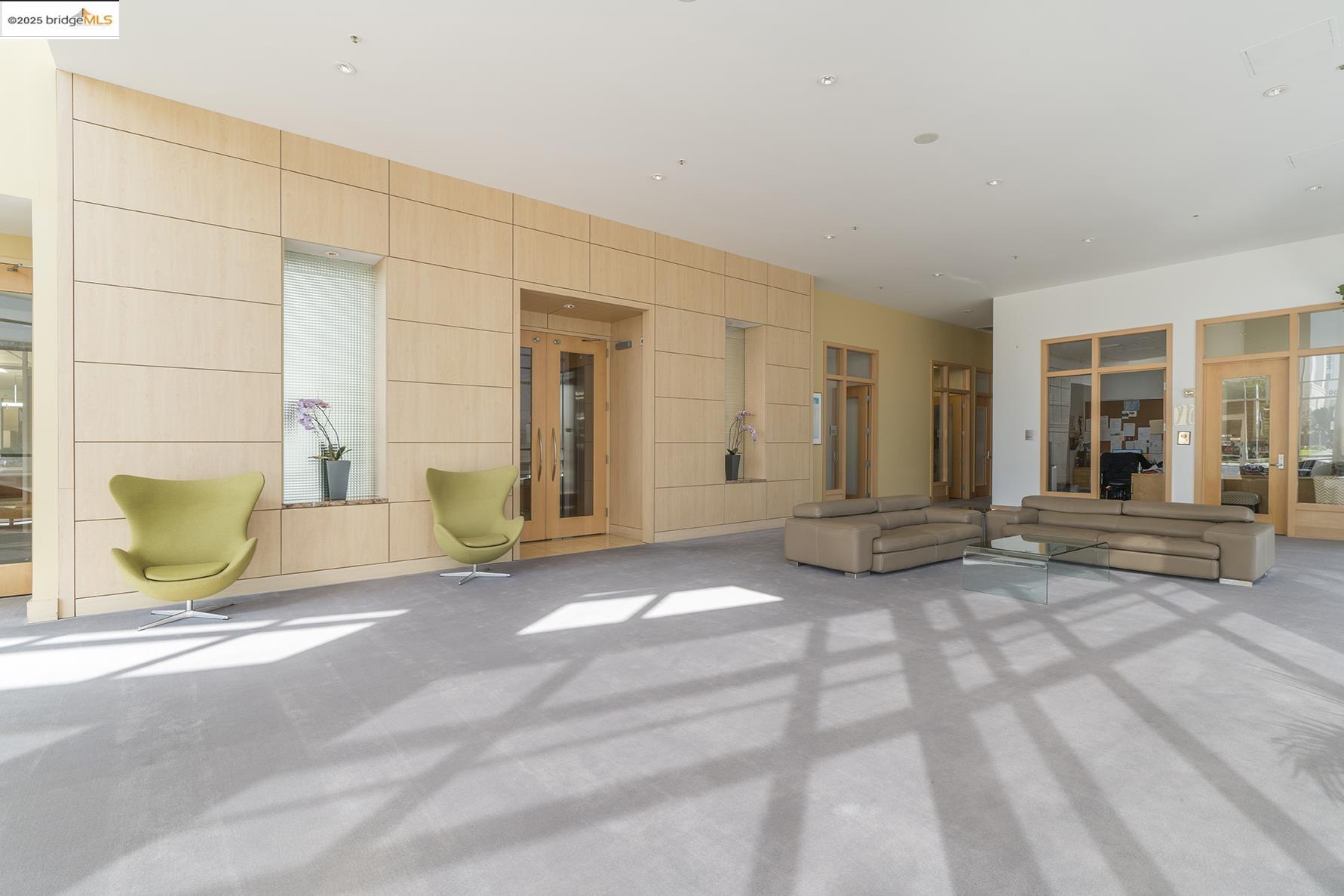 1 Lakeside Dr # 415