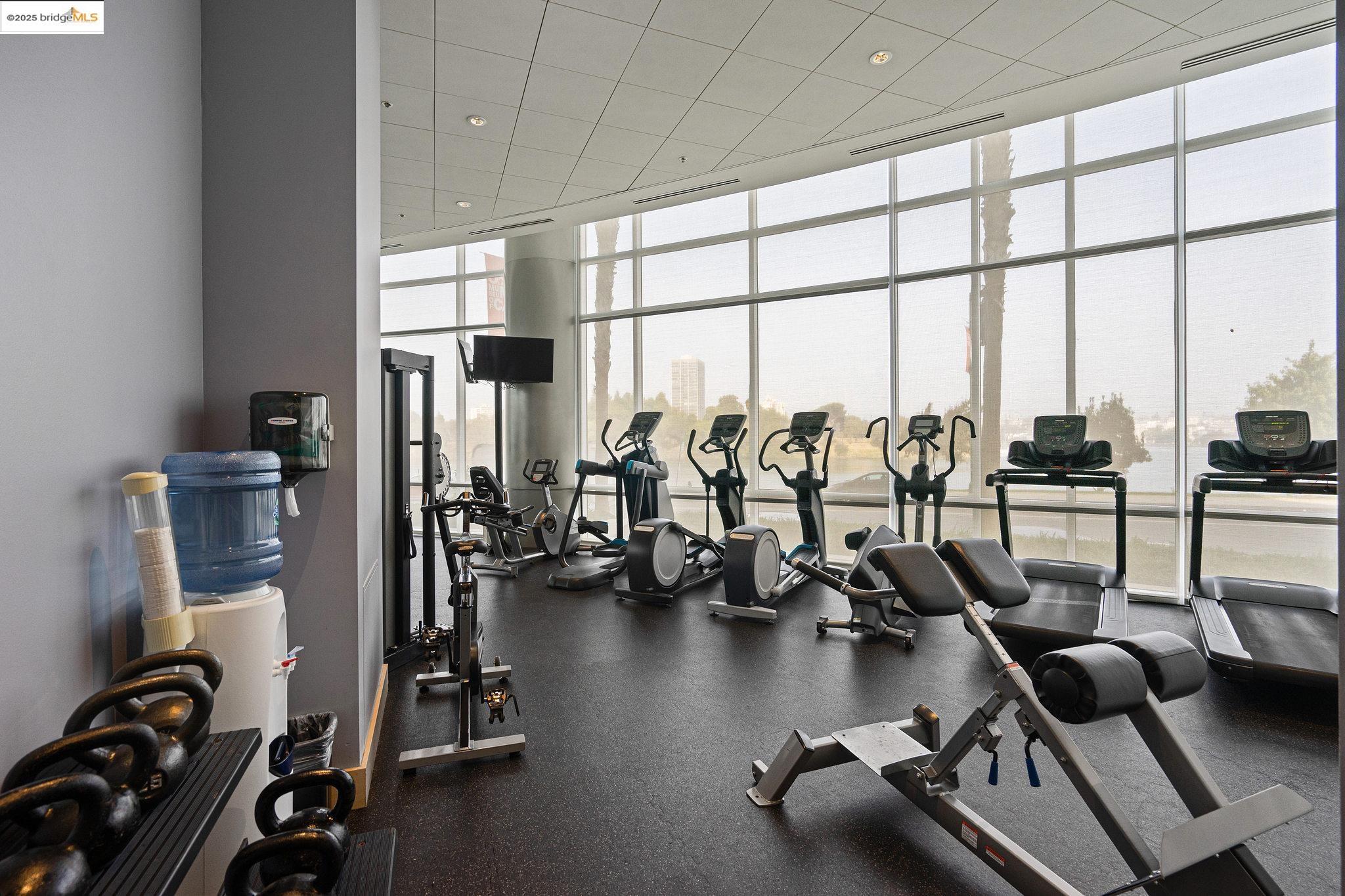 1 Lakeside Dr # 415
