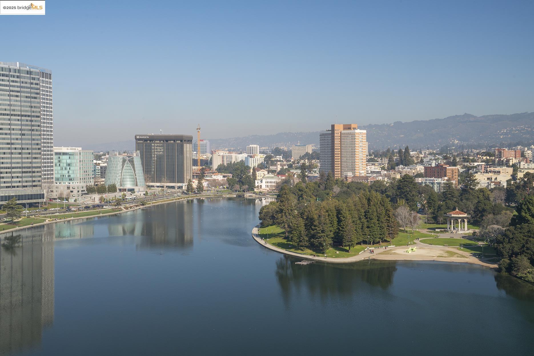1 Lakeside Dr # 415