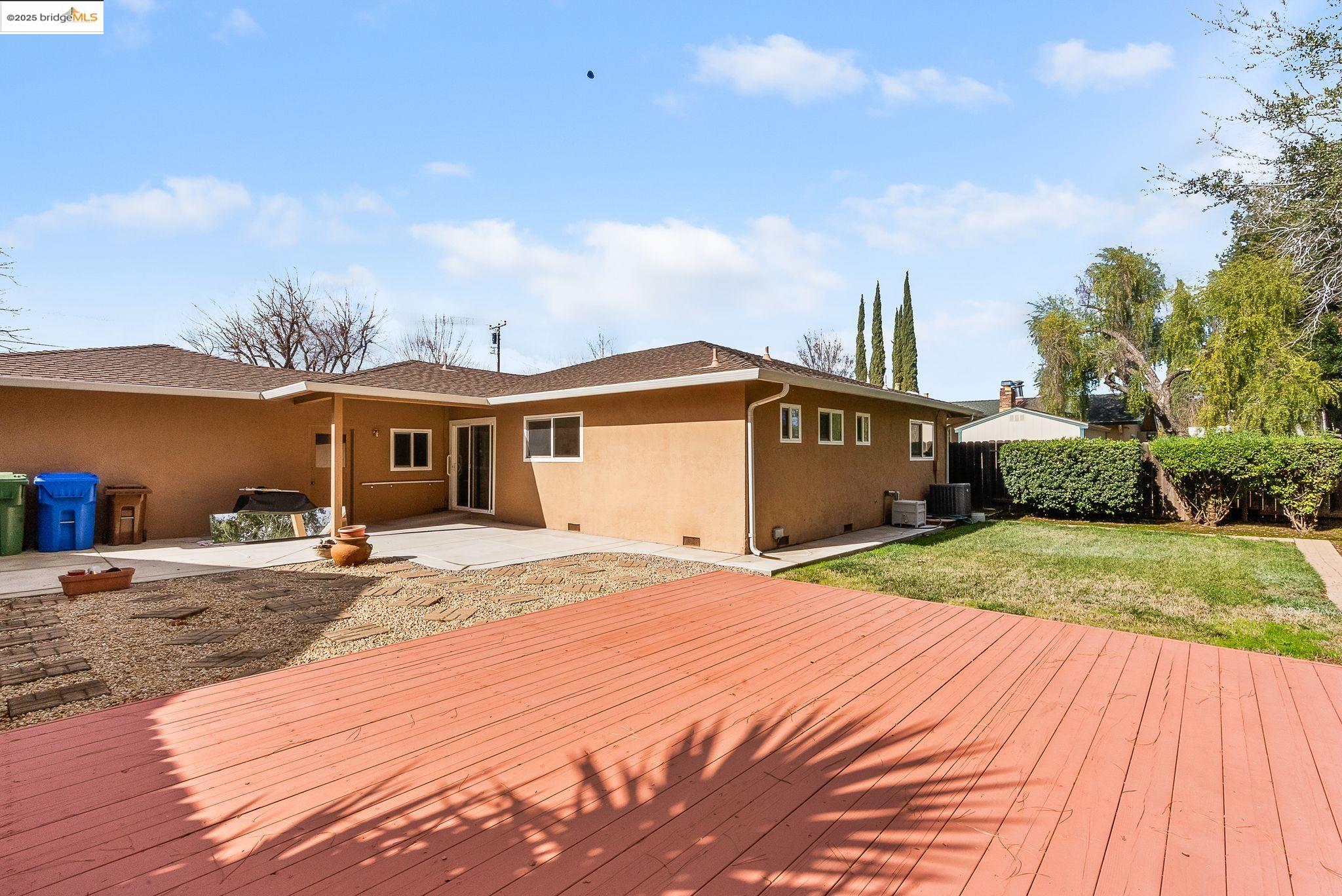 340 Sherwood Dr