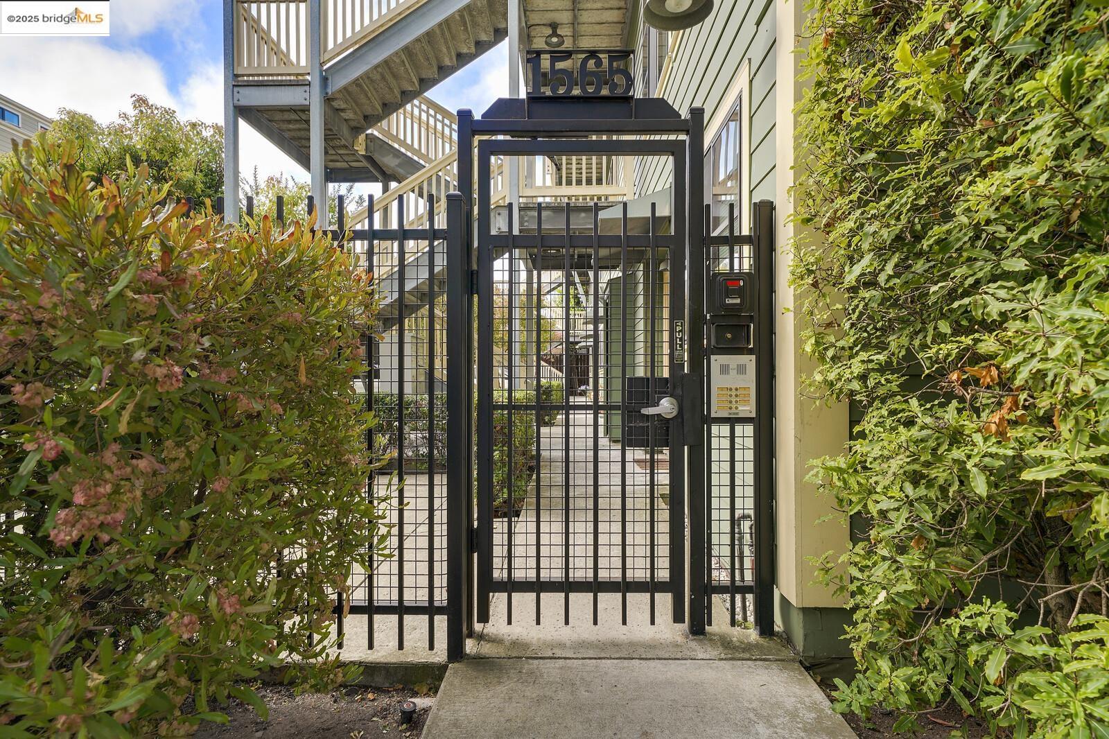 1565 32nd Street # 3