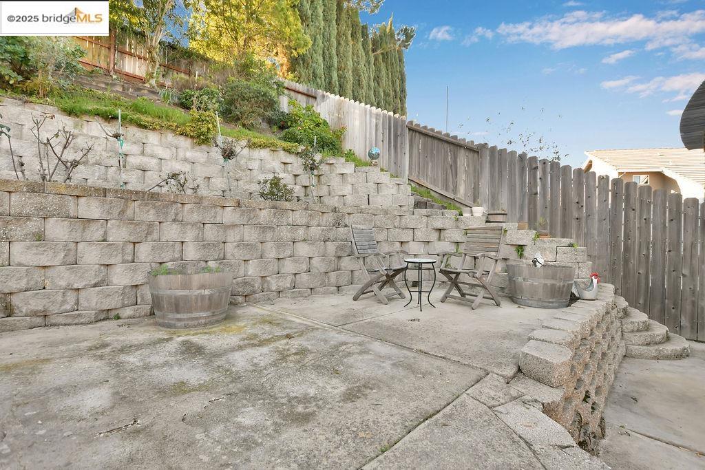 1001 Linda Vista Way