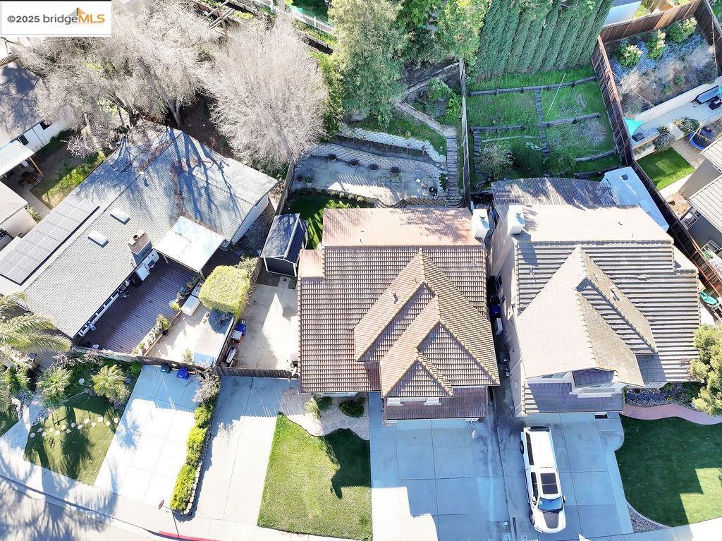 1001 Linda Vista Way
