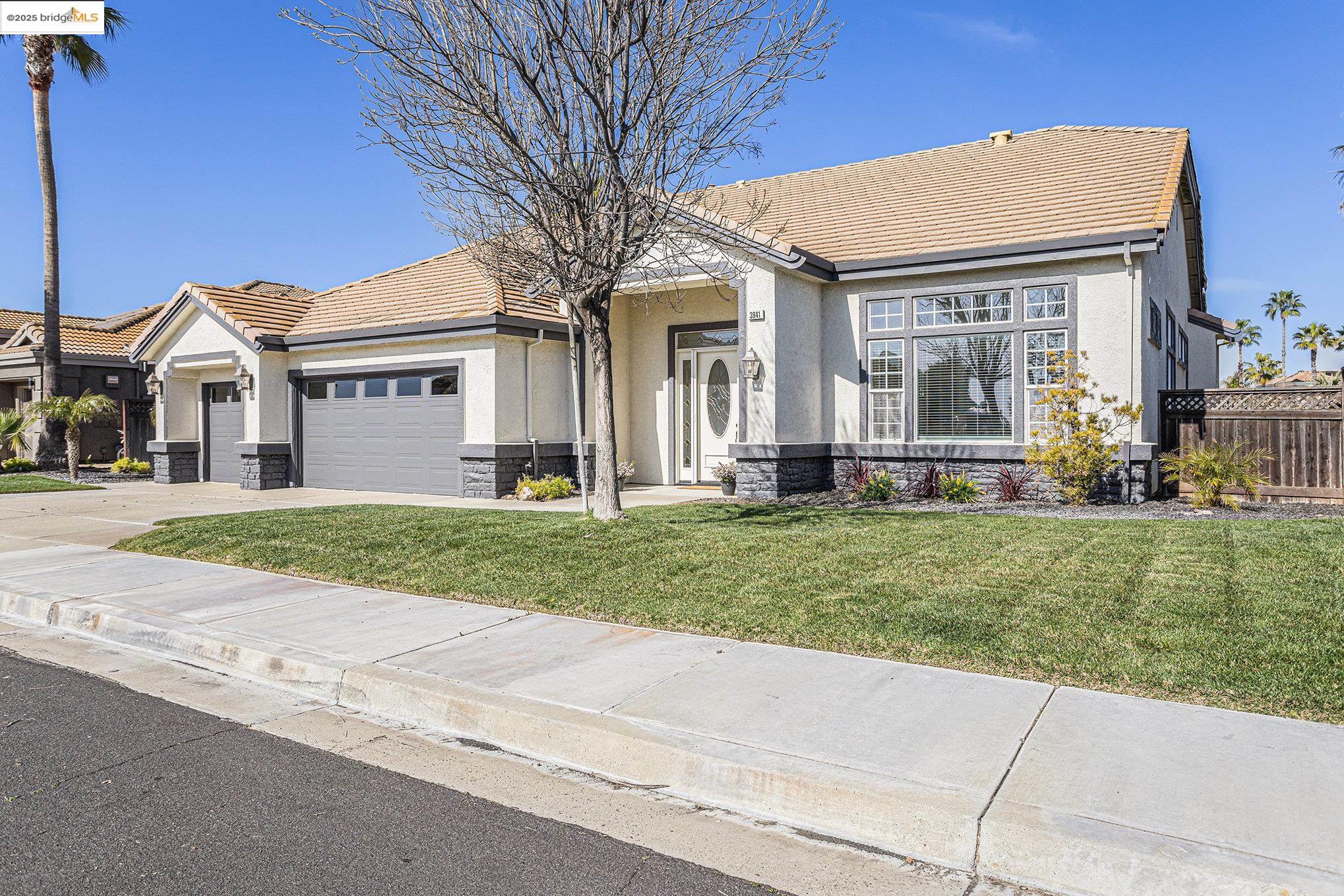 3941 Lighthouse Place
