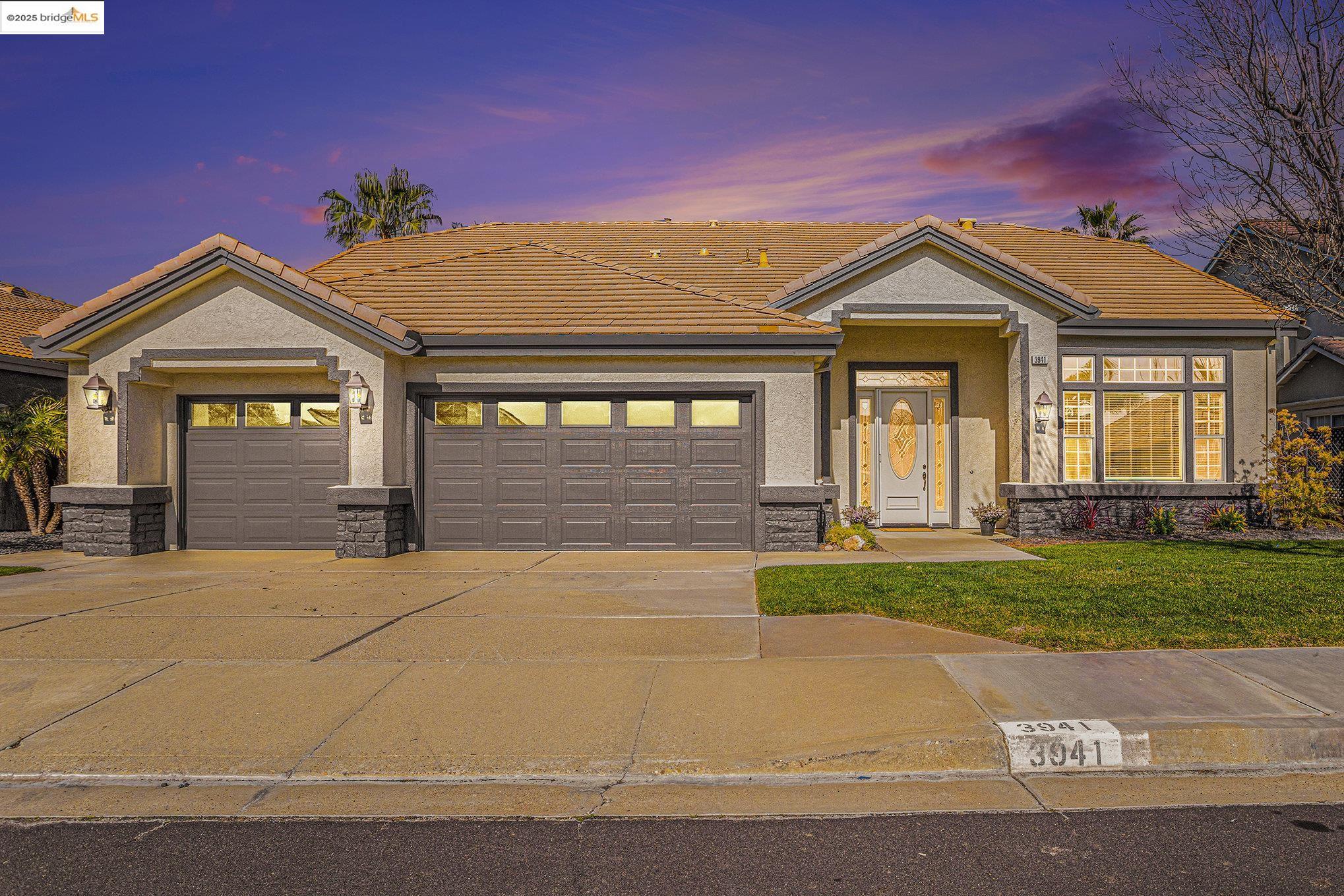 3941 Lighthouse Place