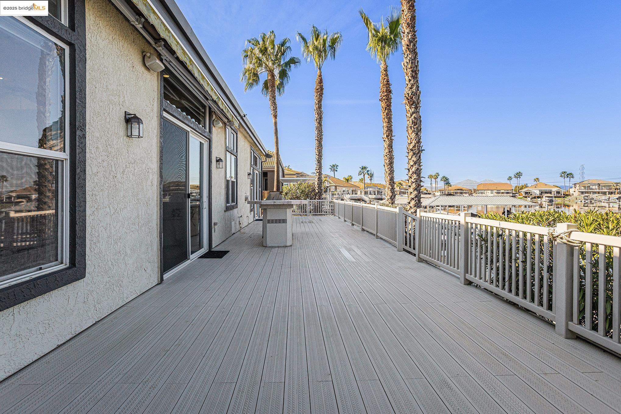3941 Lighthouse Place