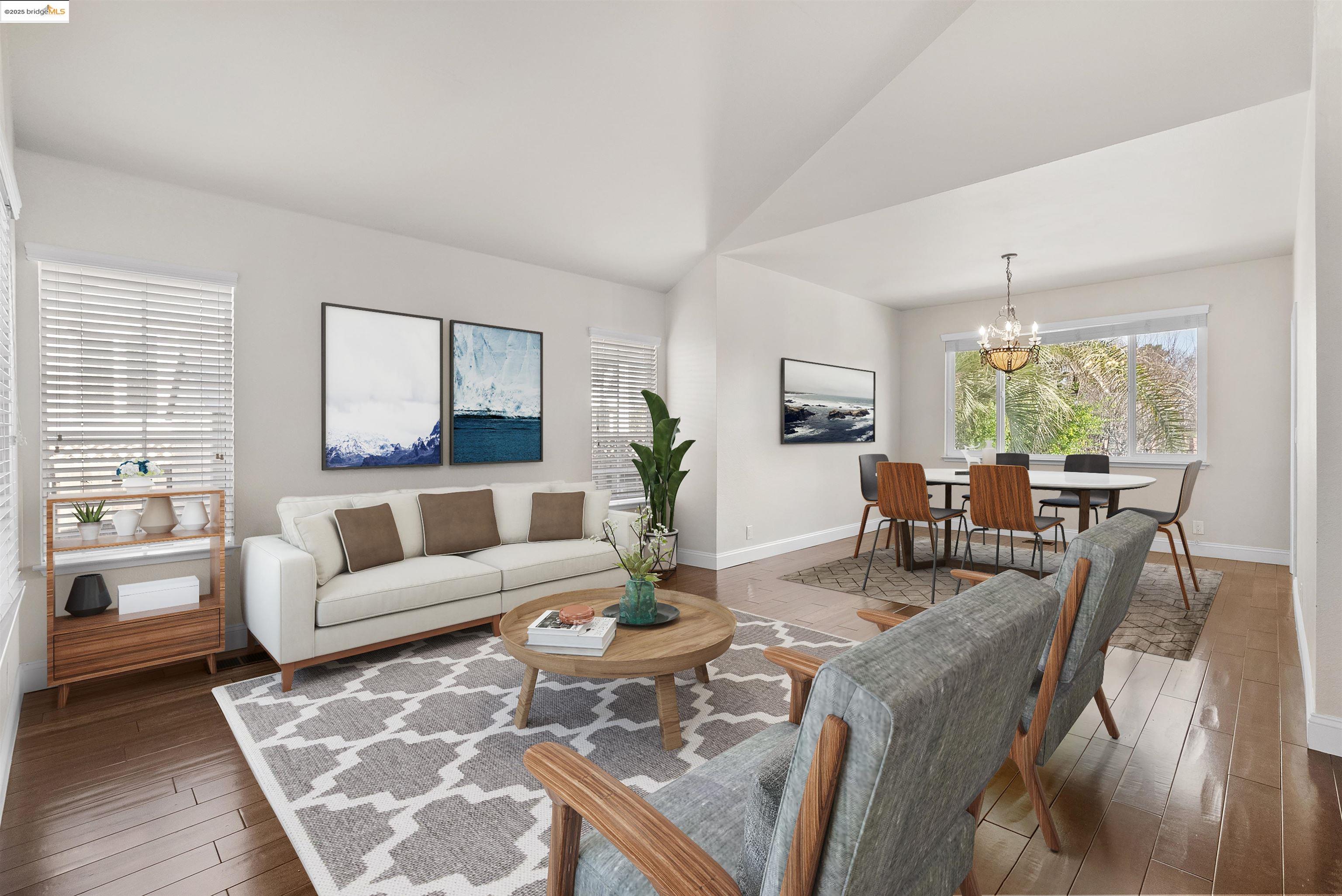 2215 Colonial Ct
