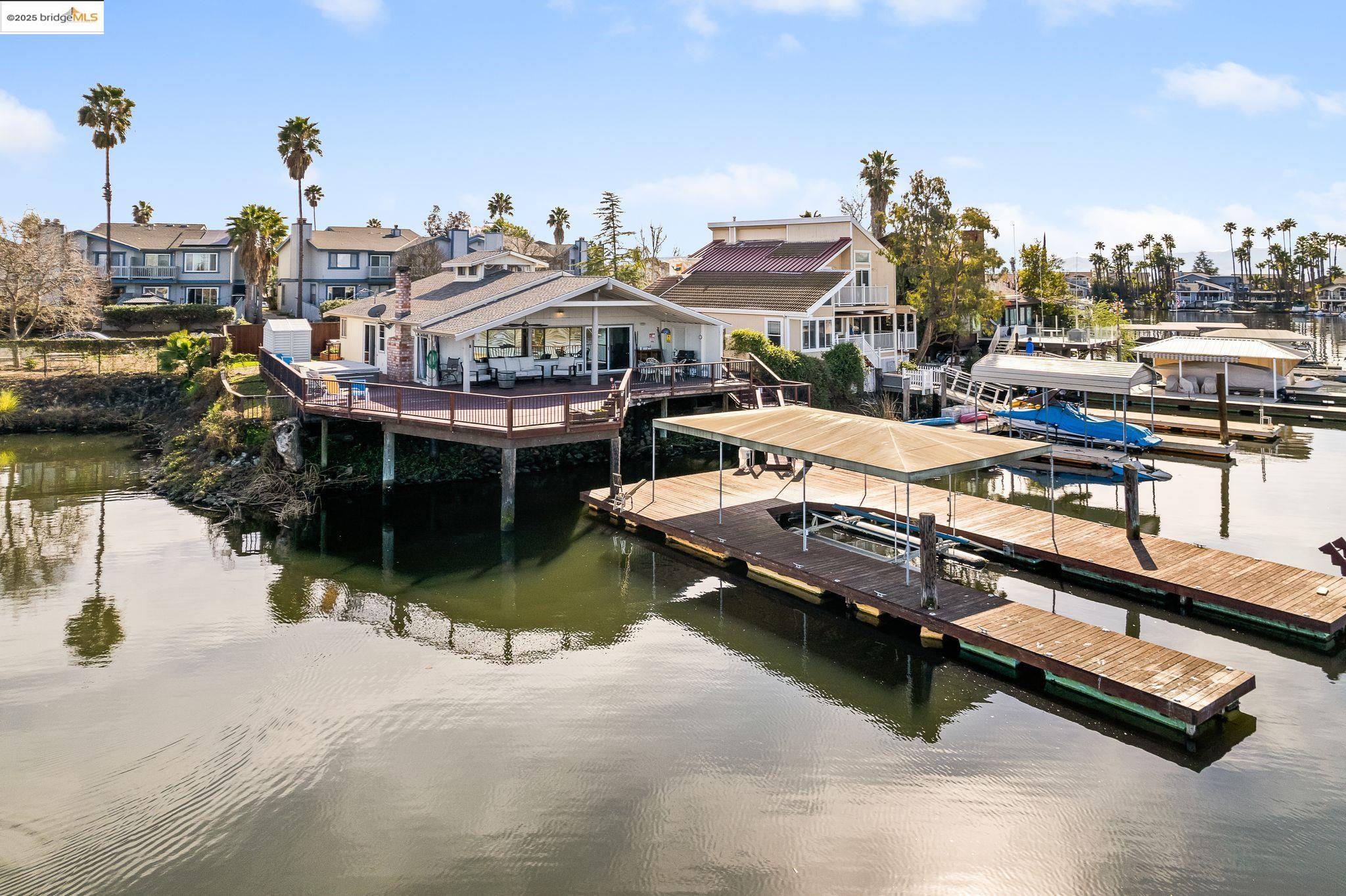 926 Lido Cir