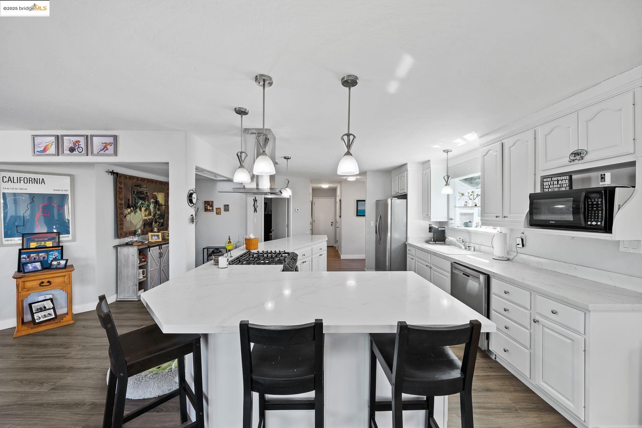 926 Lido Cir