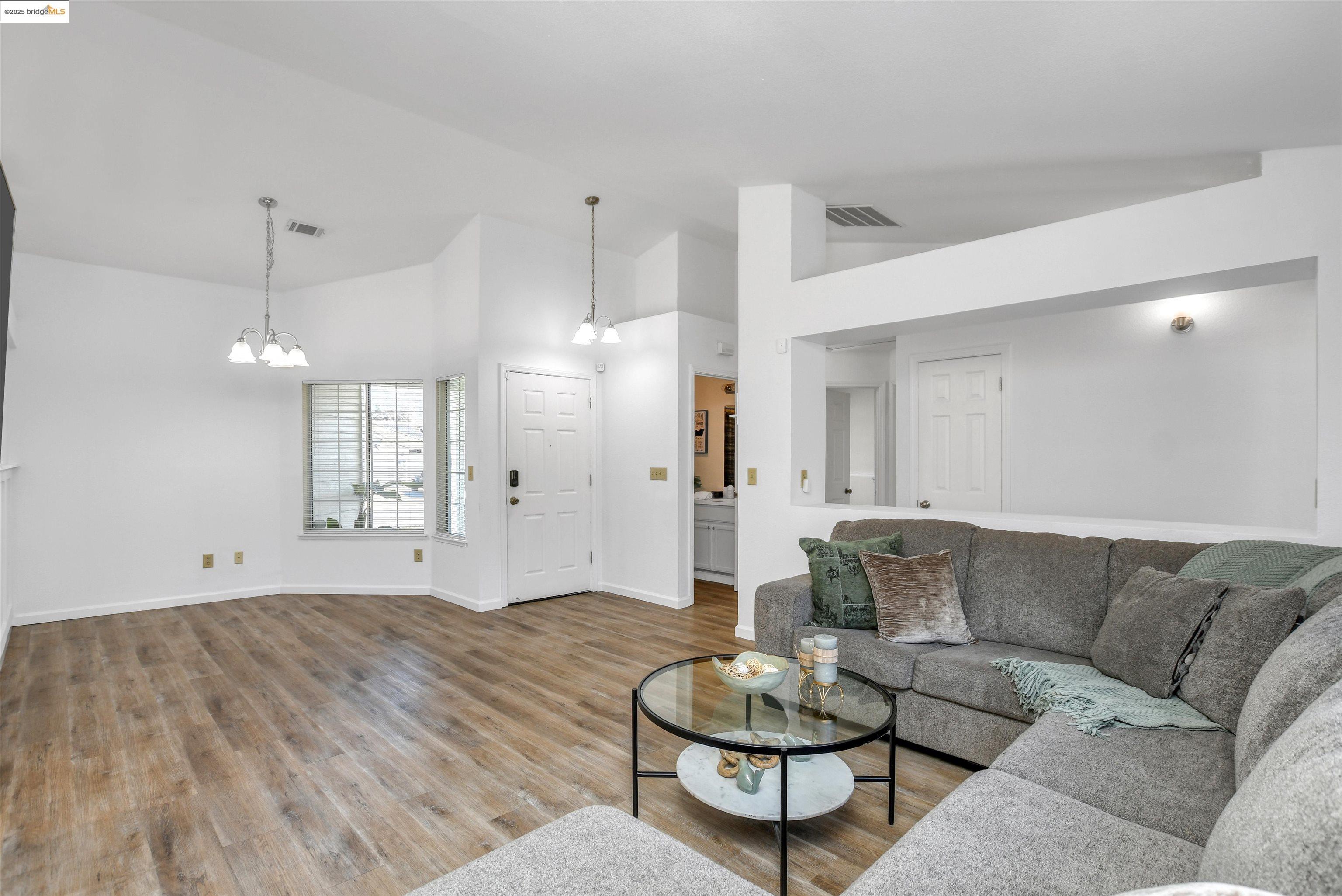 5136 Pioneer Way