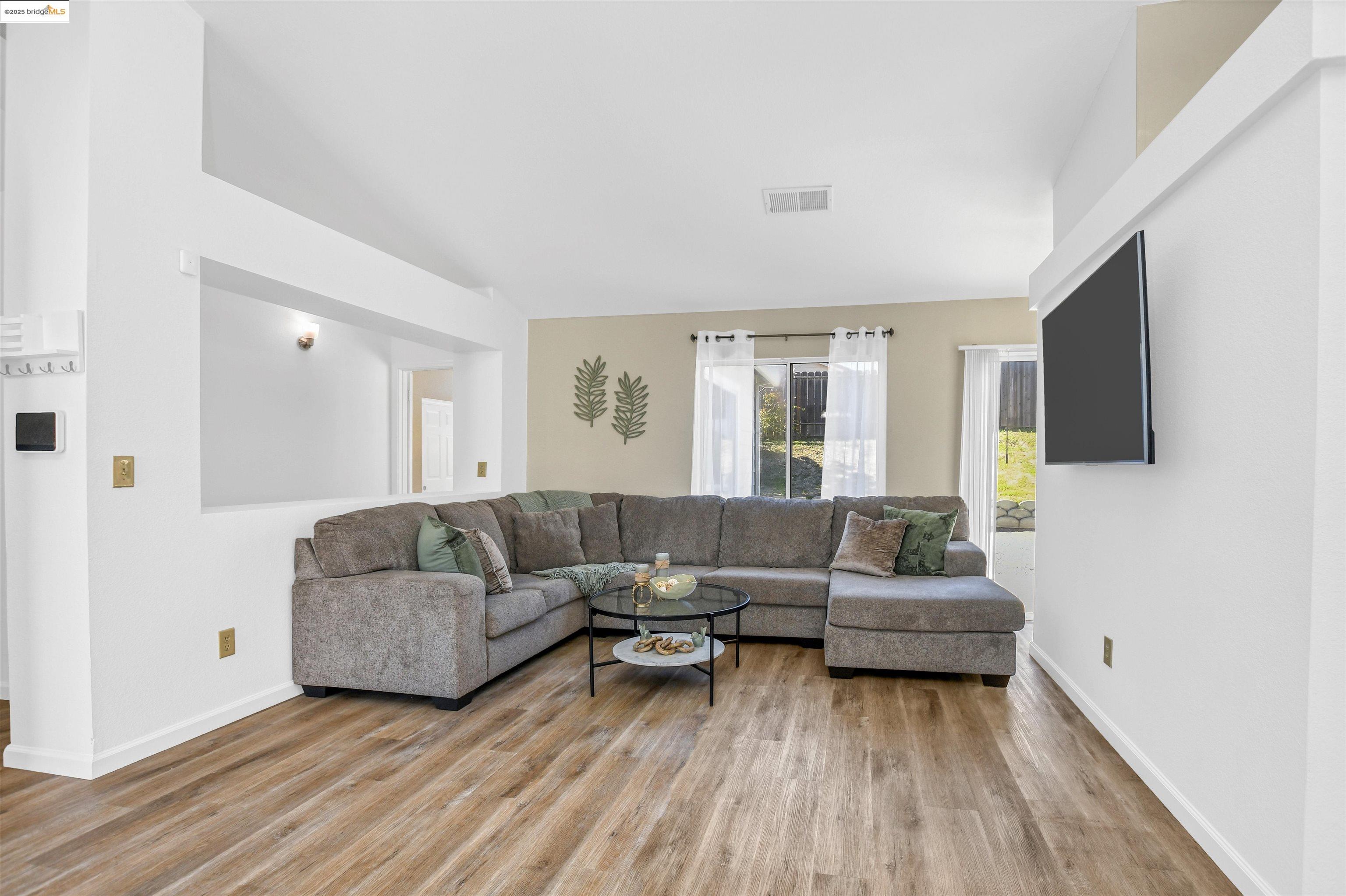 5136 Pioneer Way