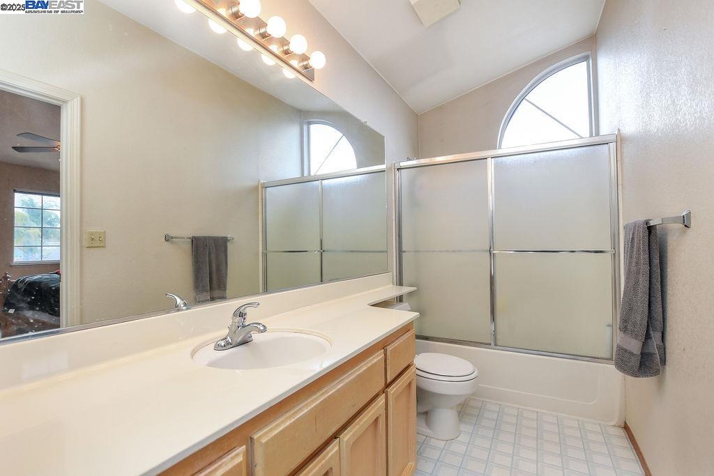 1743 Freeport Ct