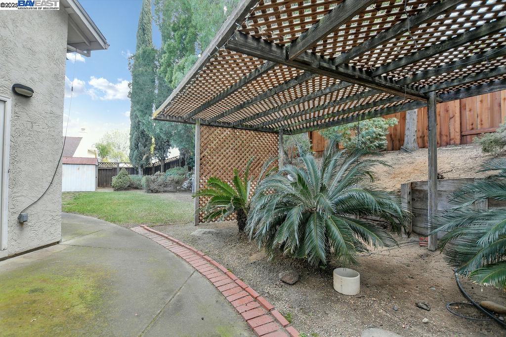 1743 Freeport Ct