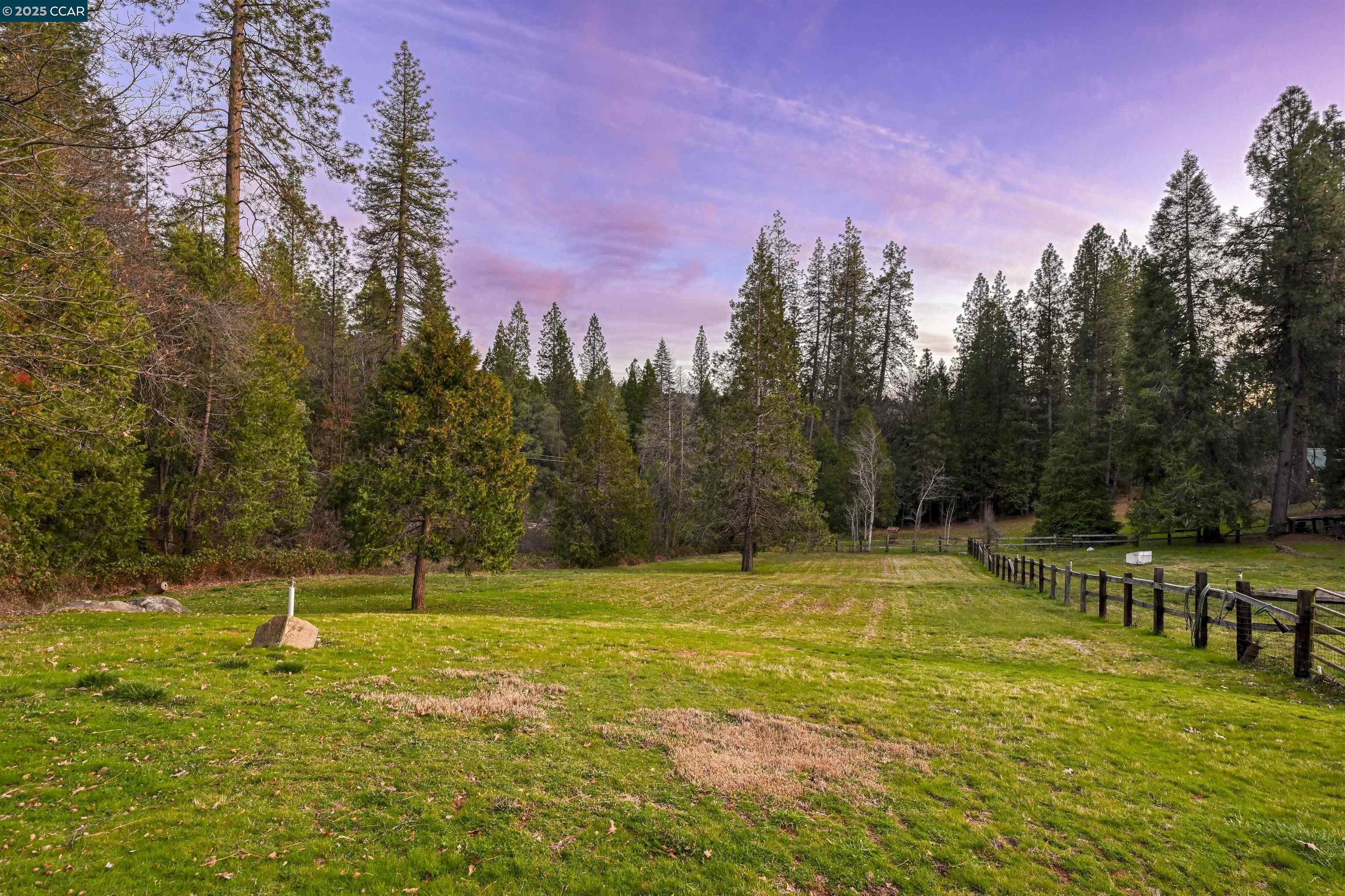 11417 Red Dog Rd
