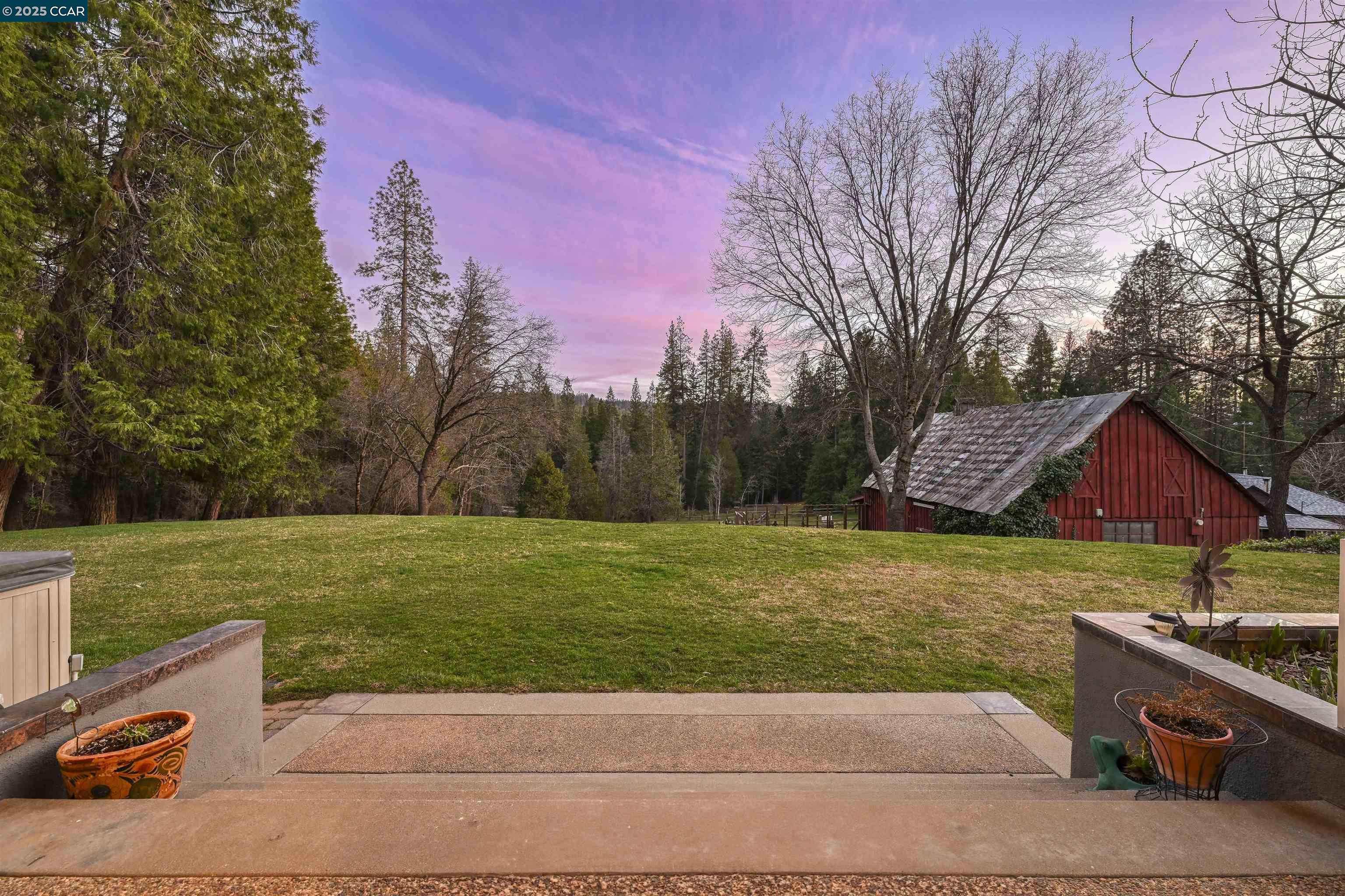 11417 Red Dog Rd
