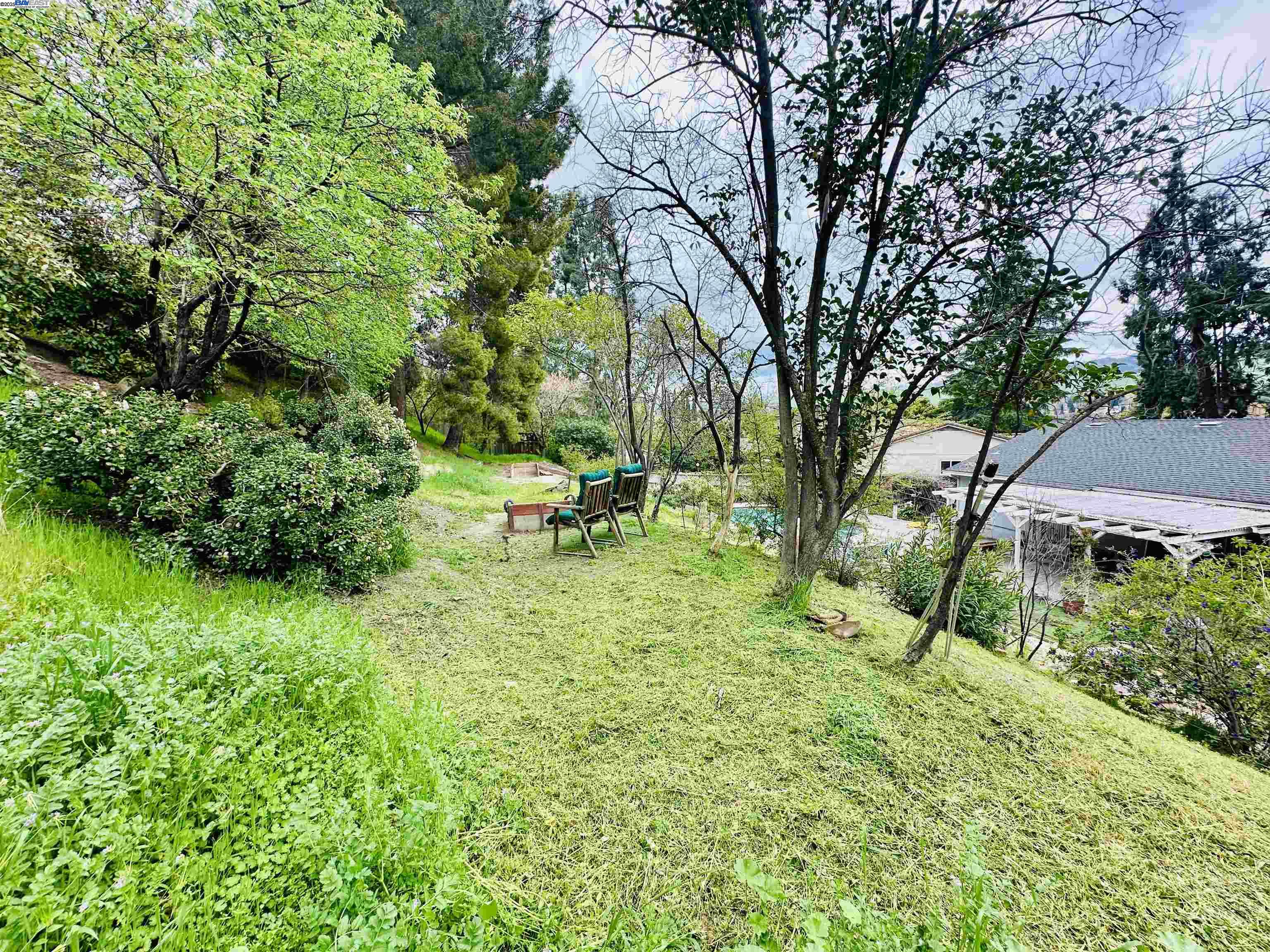 140 Nanimo Ct