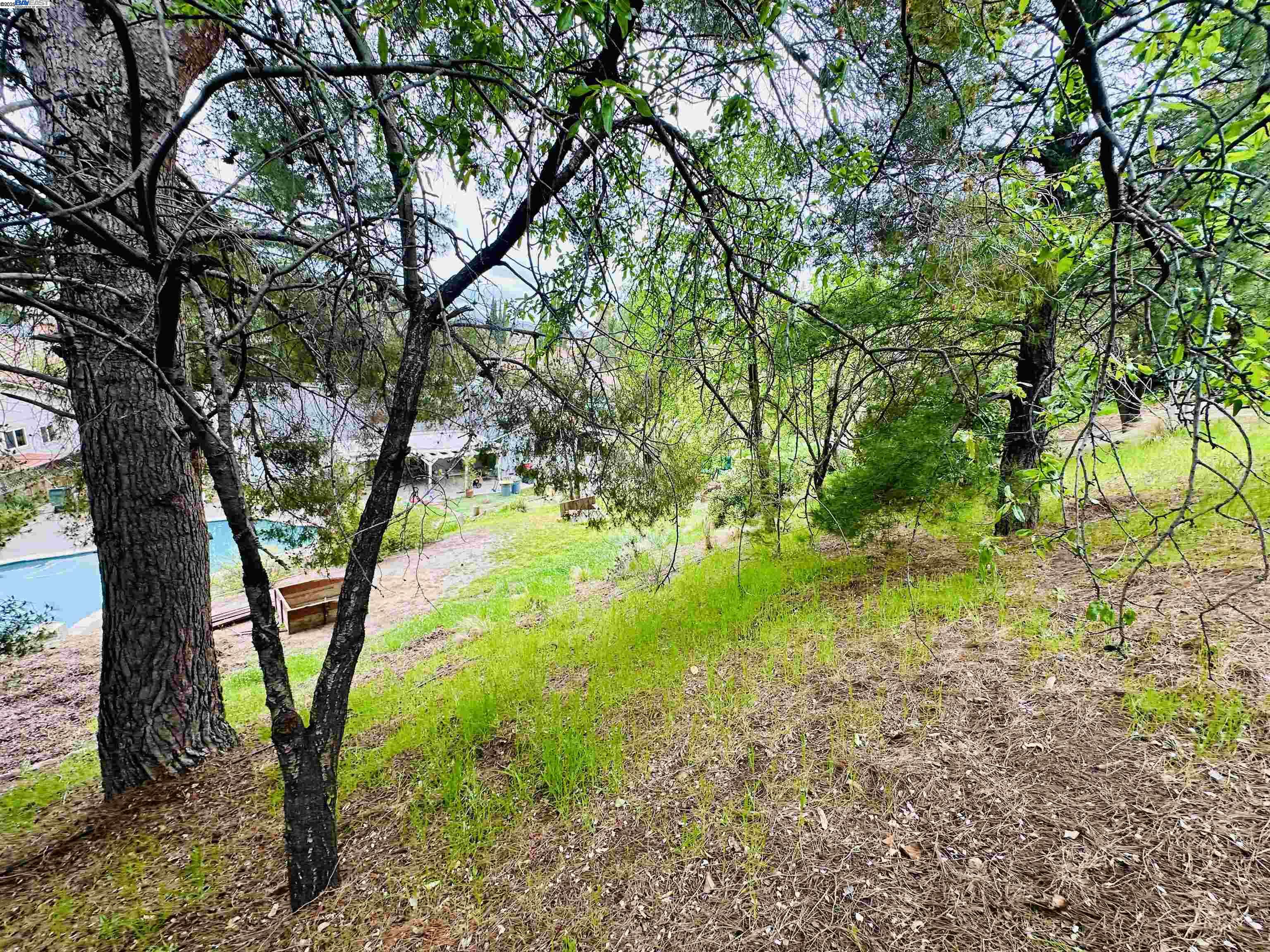 140 Nanimo Ct