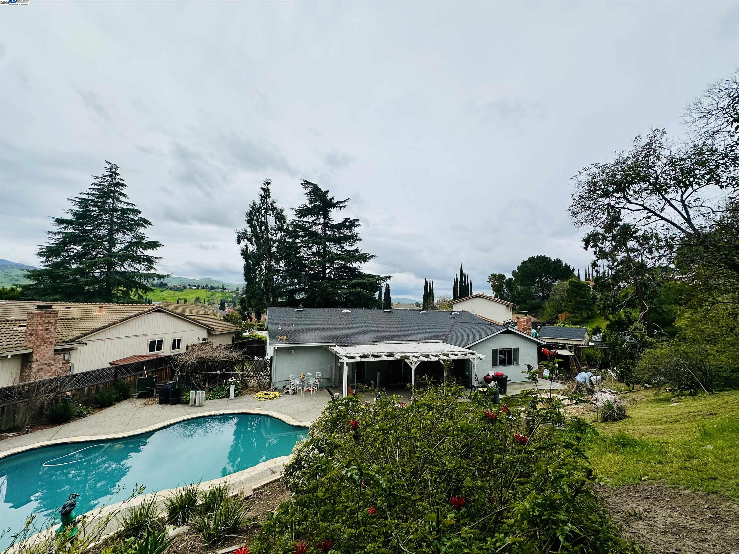140 Nanimo Ct