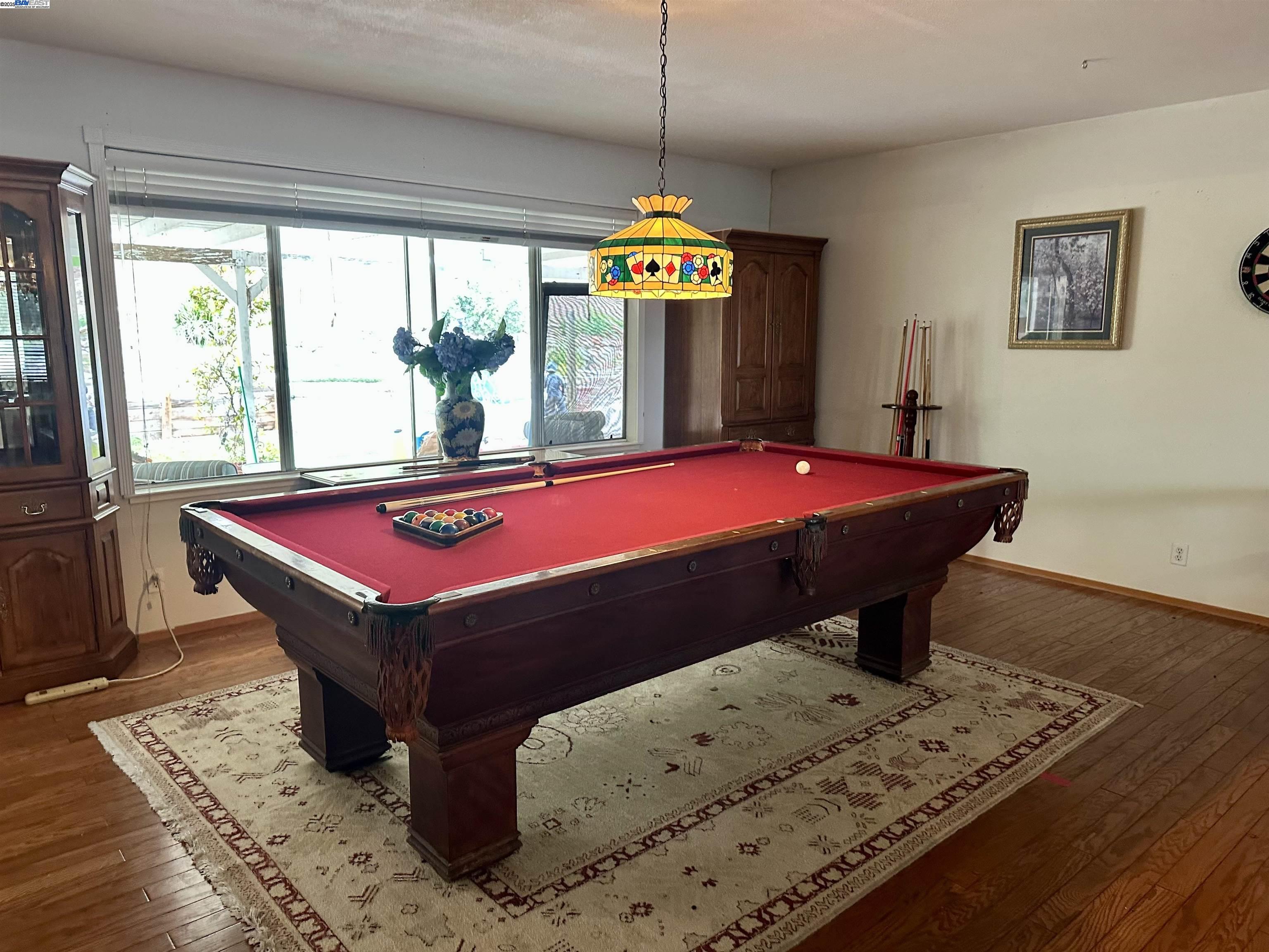 140 Nanimo Ct