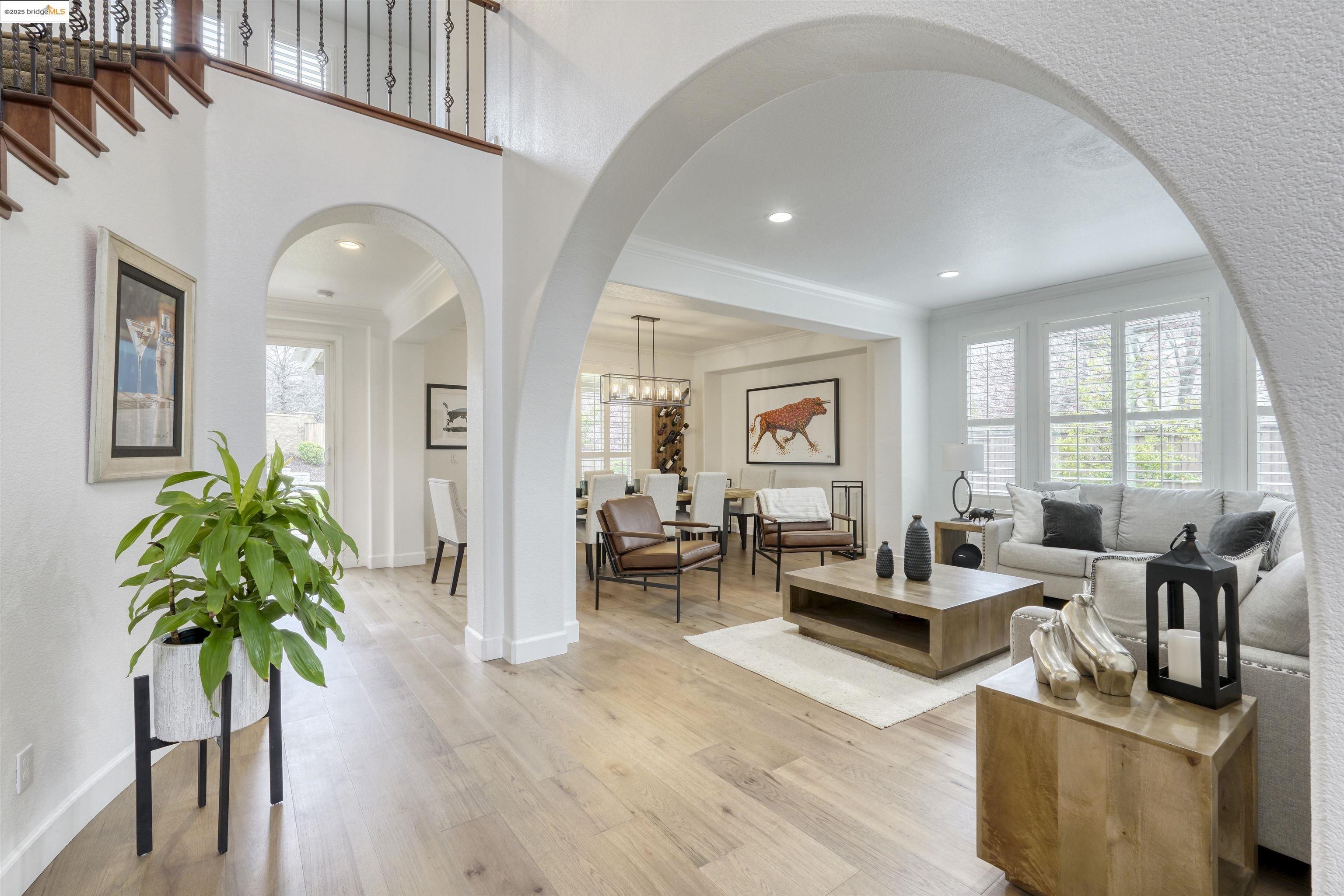 814 Vanderbilt Ct