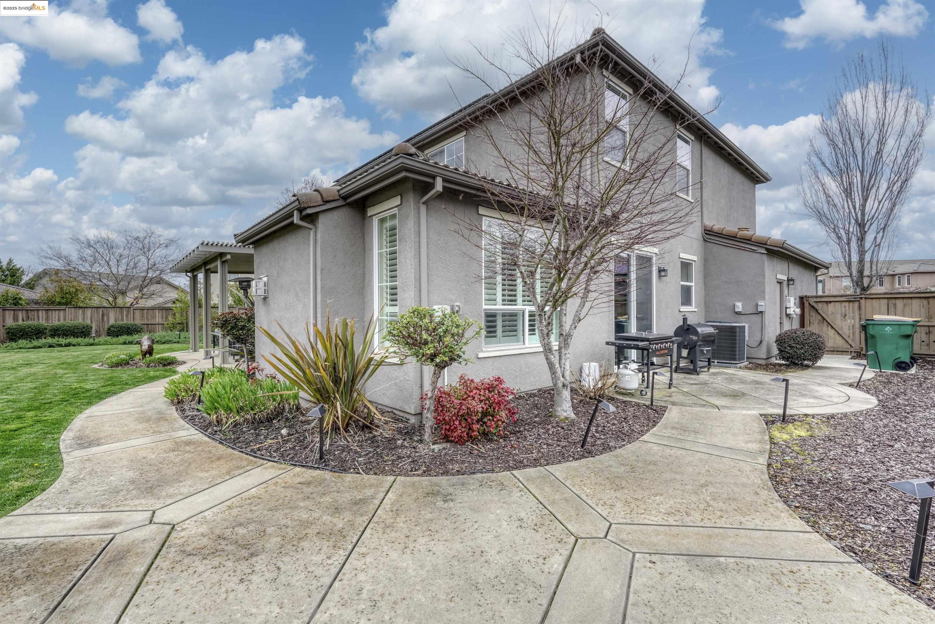 814 Vanderbilt Ct