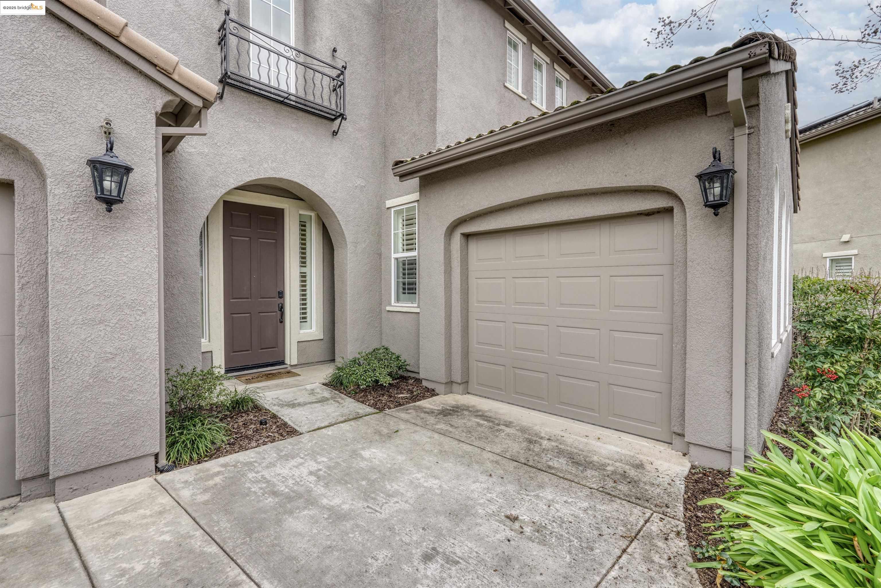 814 Vanderbilt Ct