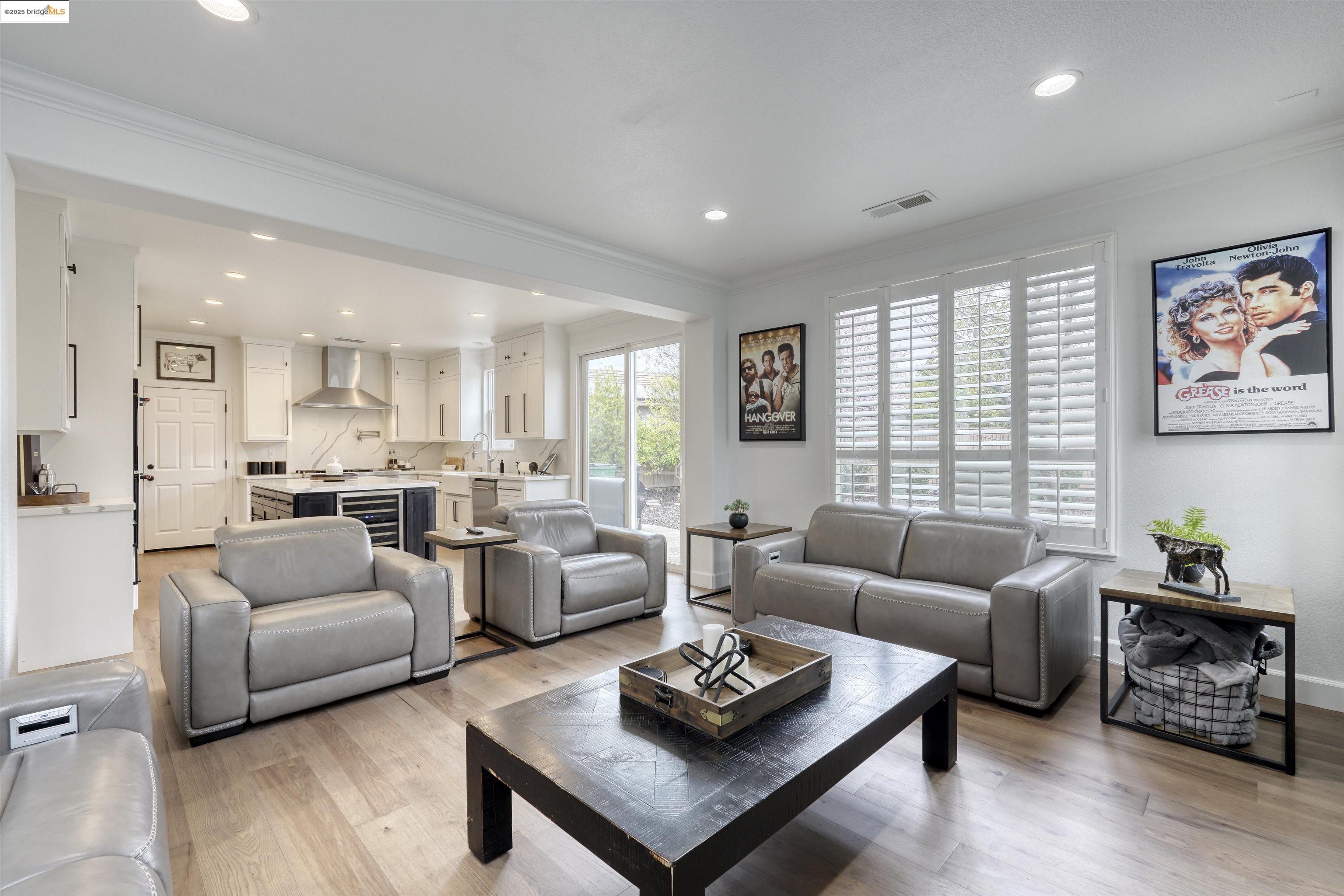 814 Vanderbilt Ct