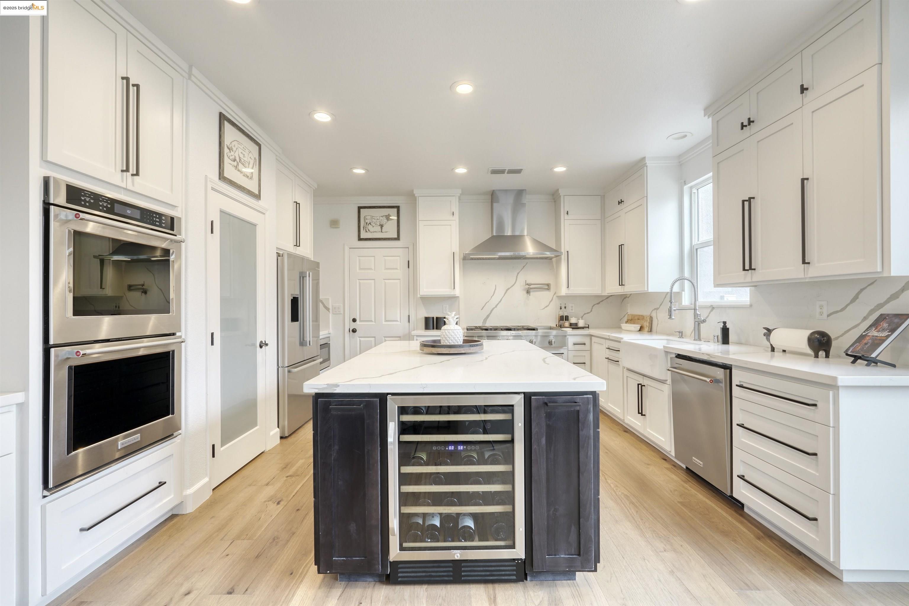 814 Vanderbilt Ct