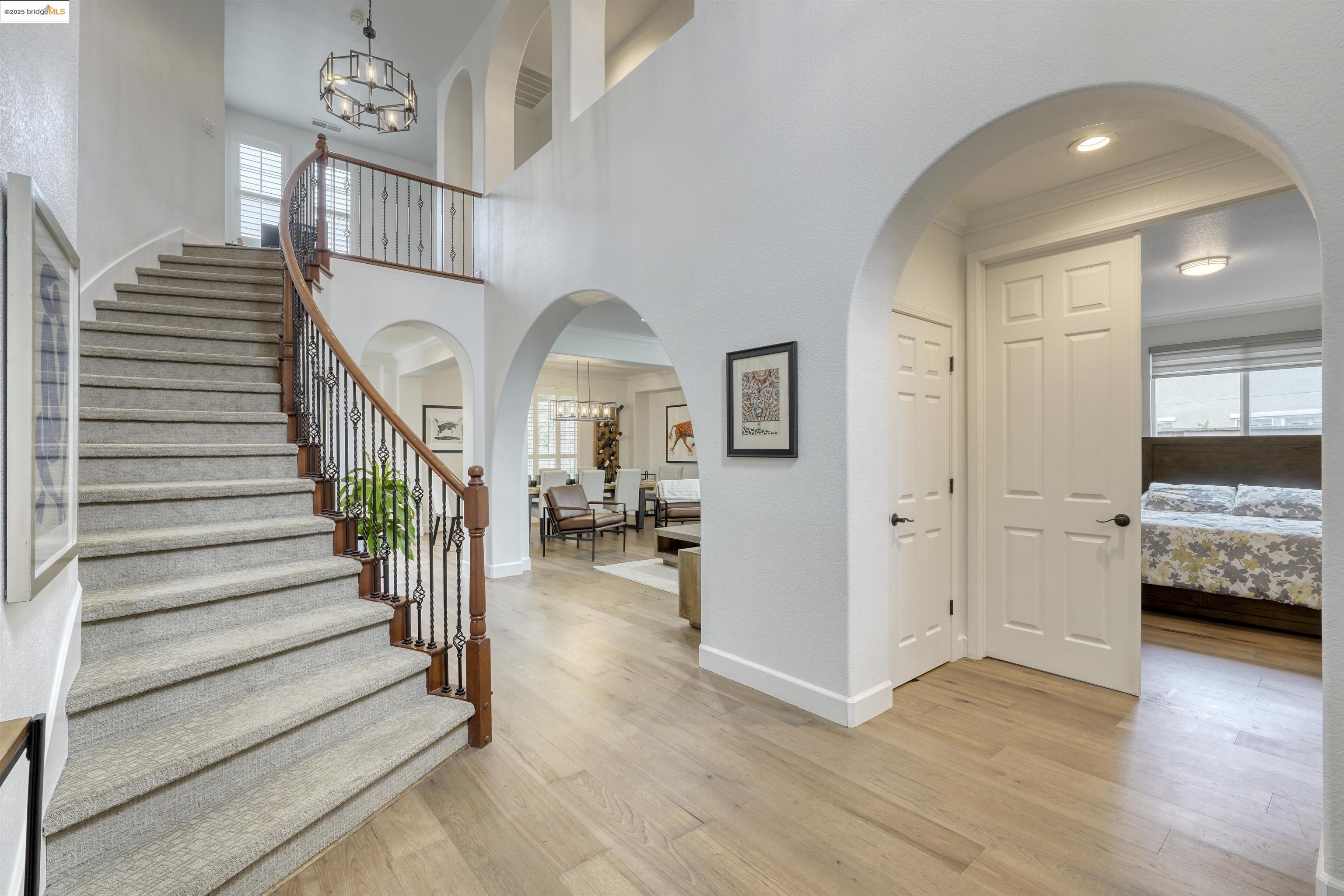 814 Vanderbilt Ct
