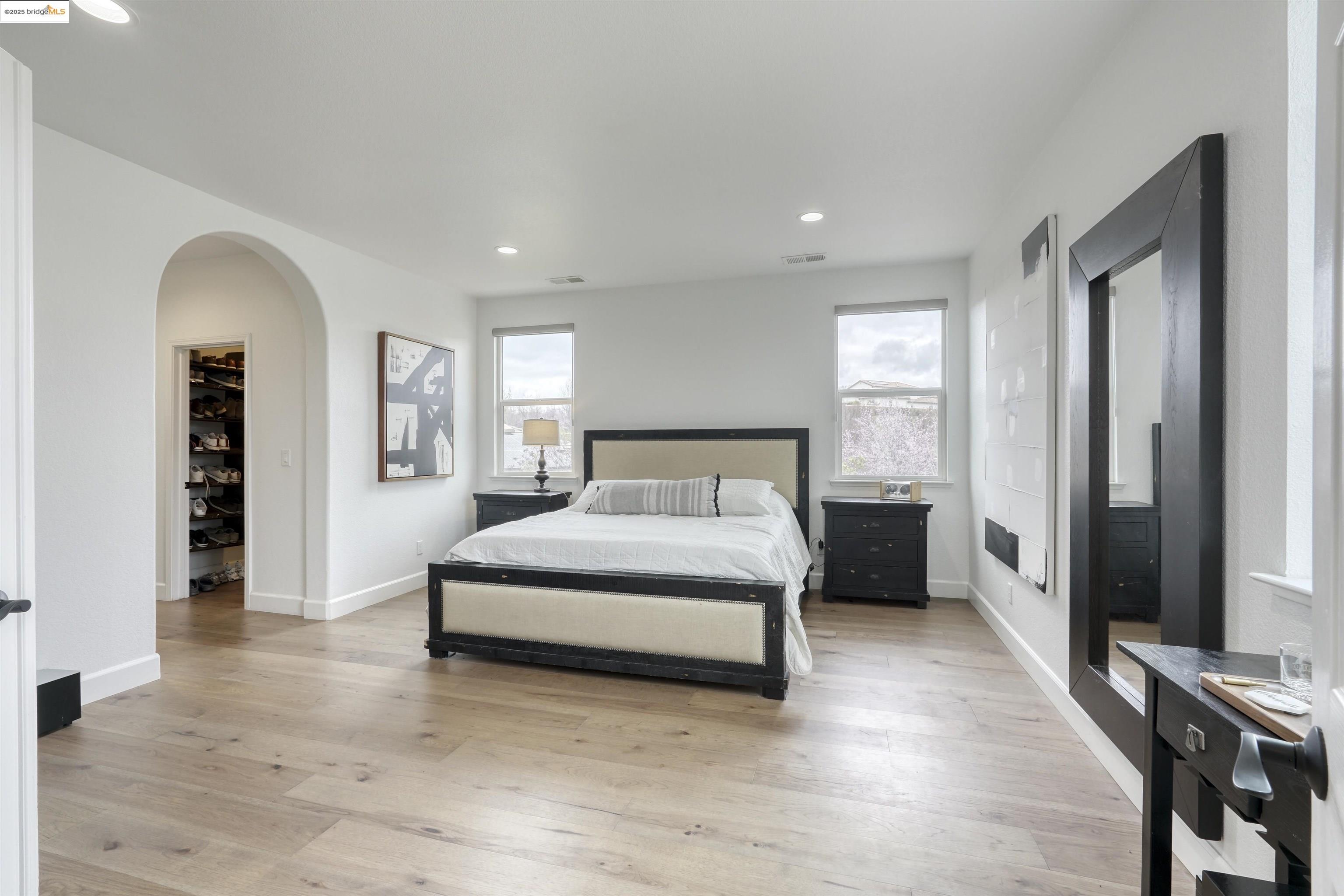 814 Vanderbilt Ct