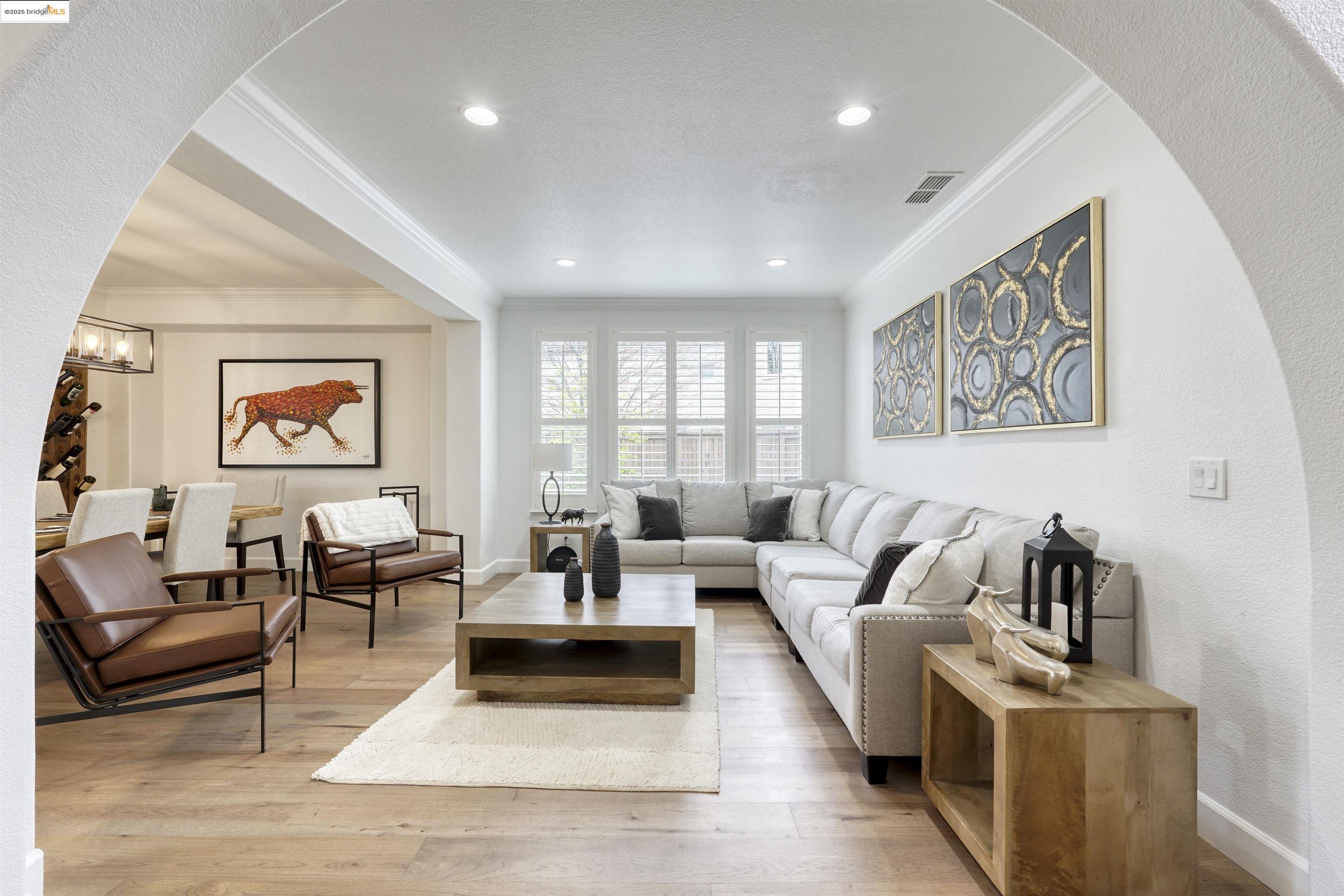 814 Vanderbilt Ct