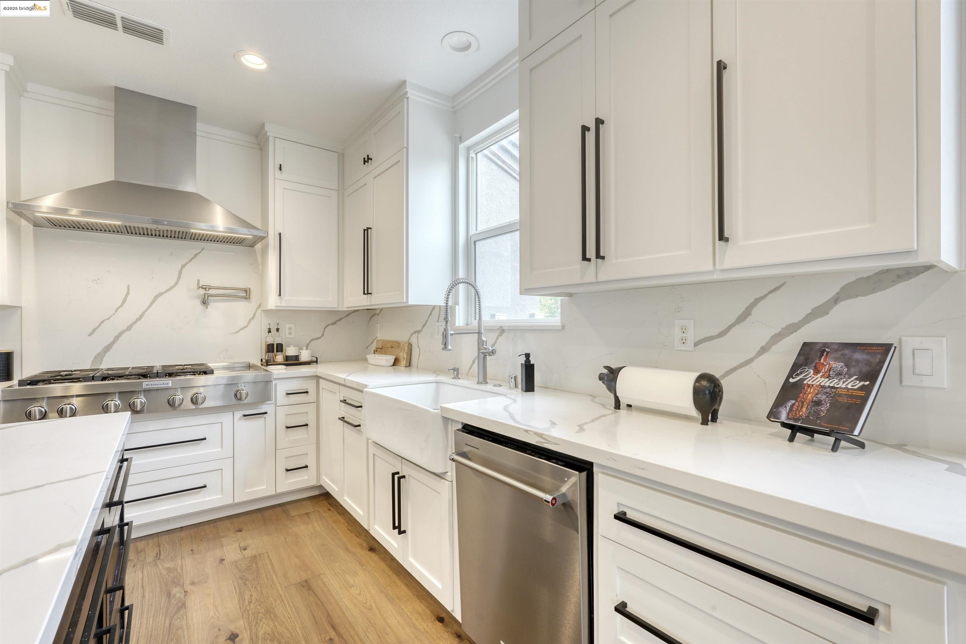 814 Vanderbilt Ct