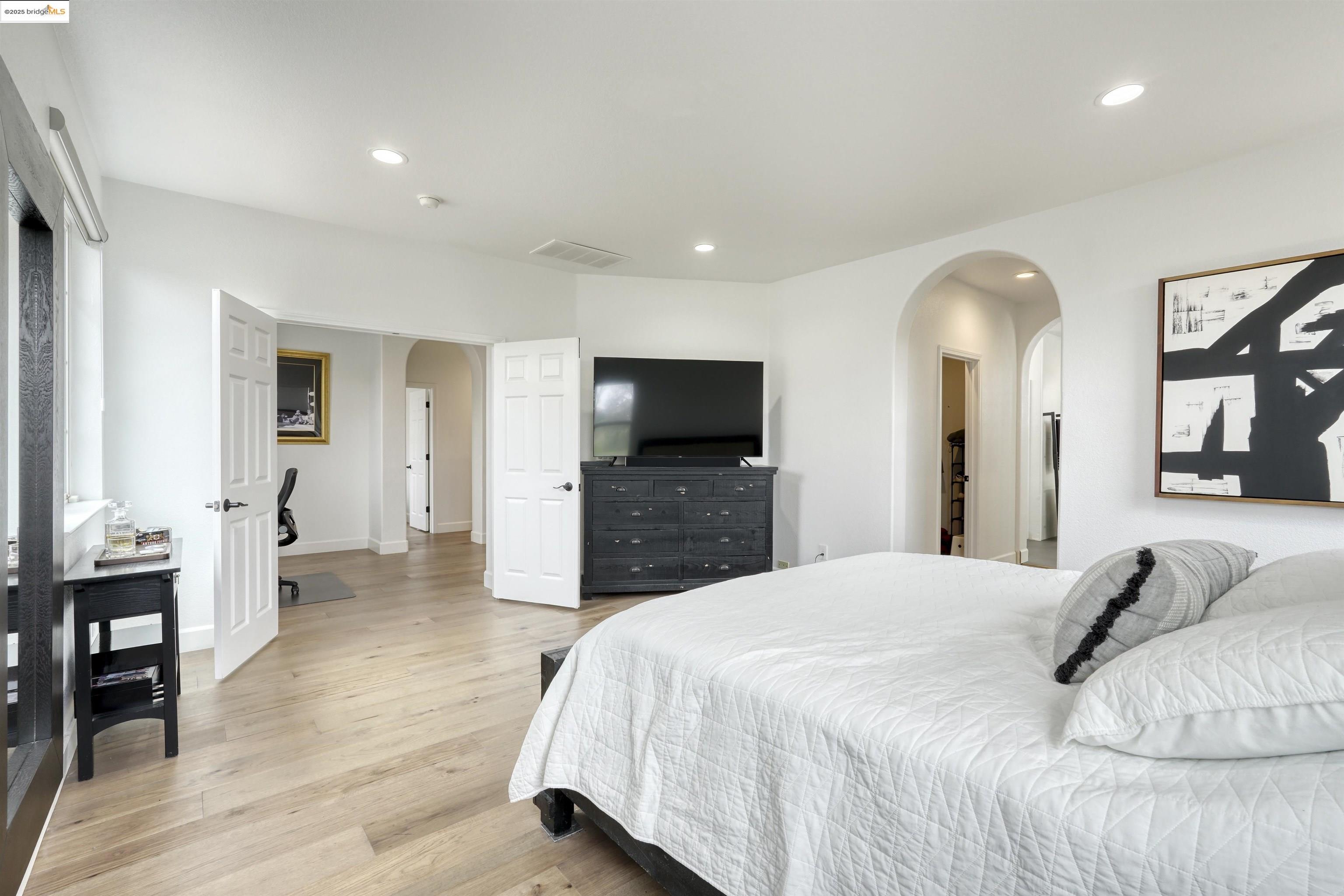 814 Vanderbilt Ct