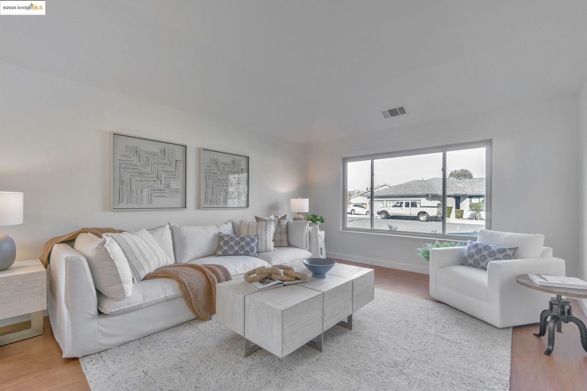 1447 Parkhaven Dr