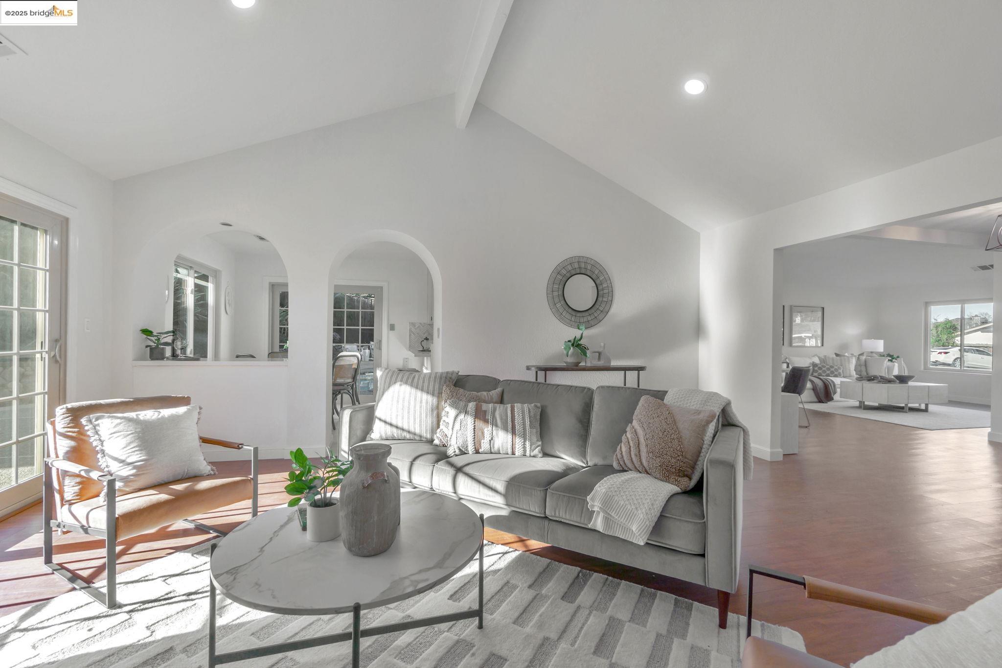 1447 Parkhaven Dr