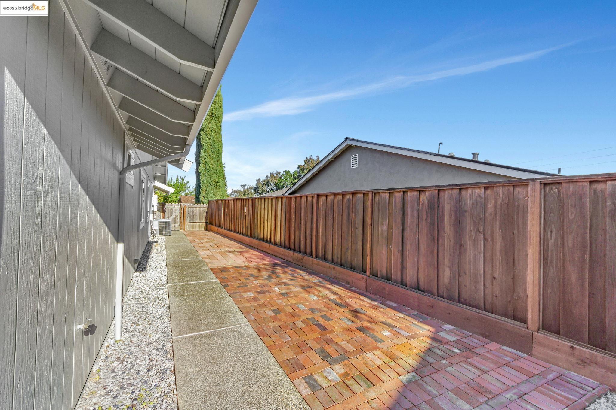 1447 Parkhaven Dr