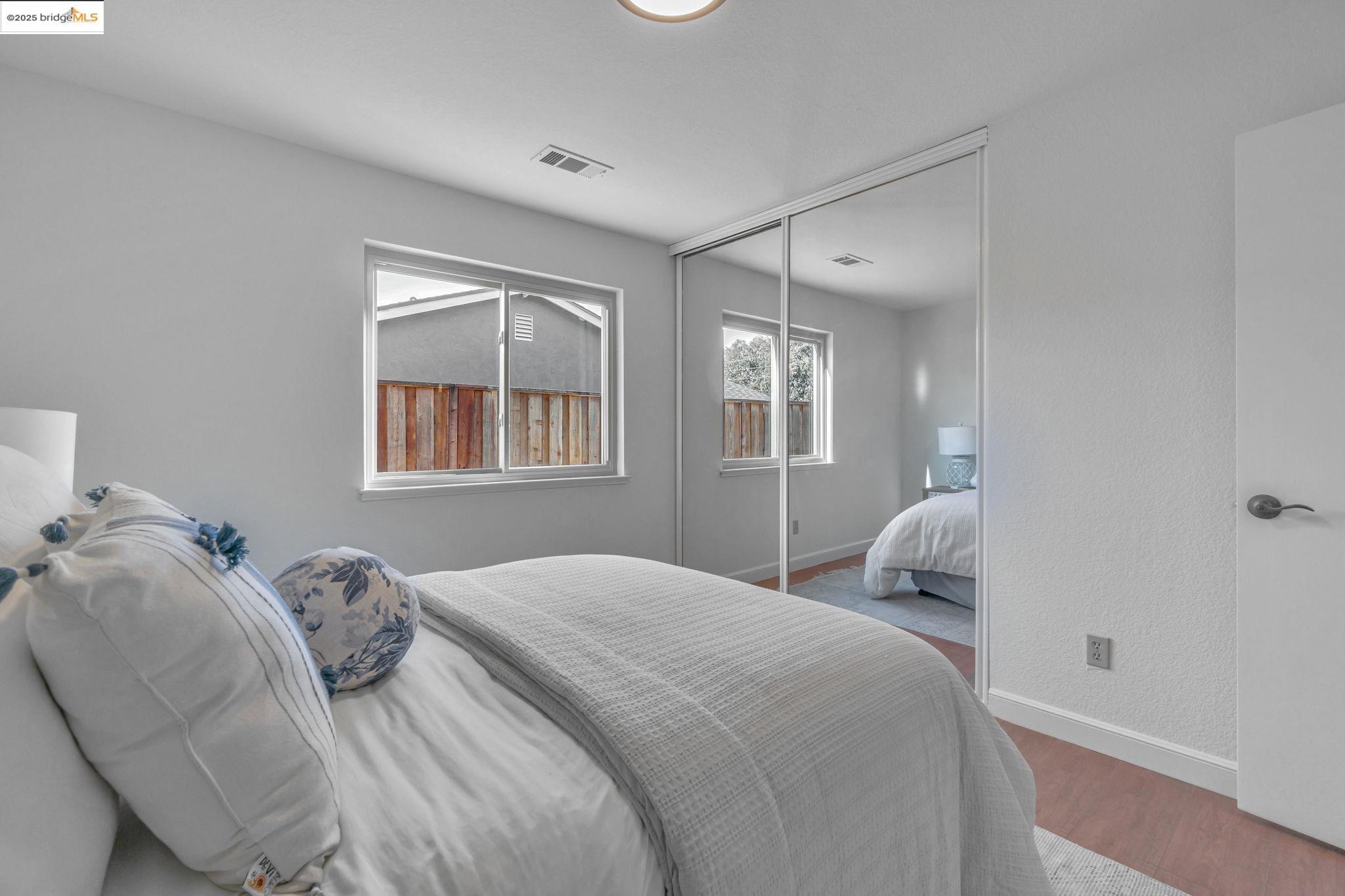 1447 Parkhaven Dr