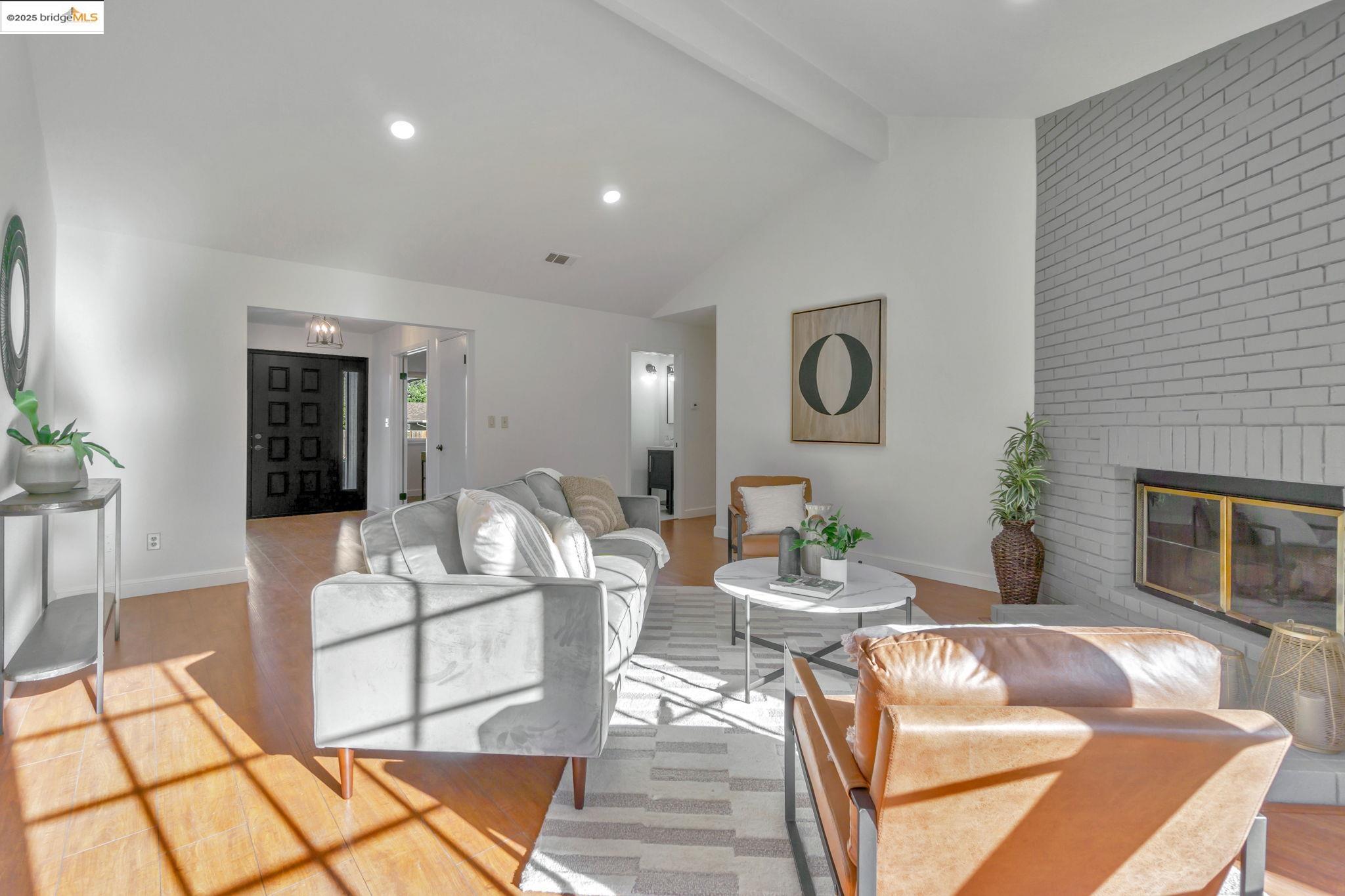 1447 Parkhaven Dr