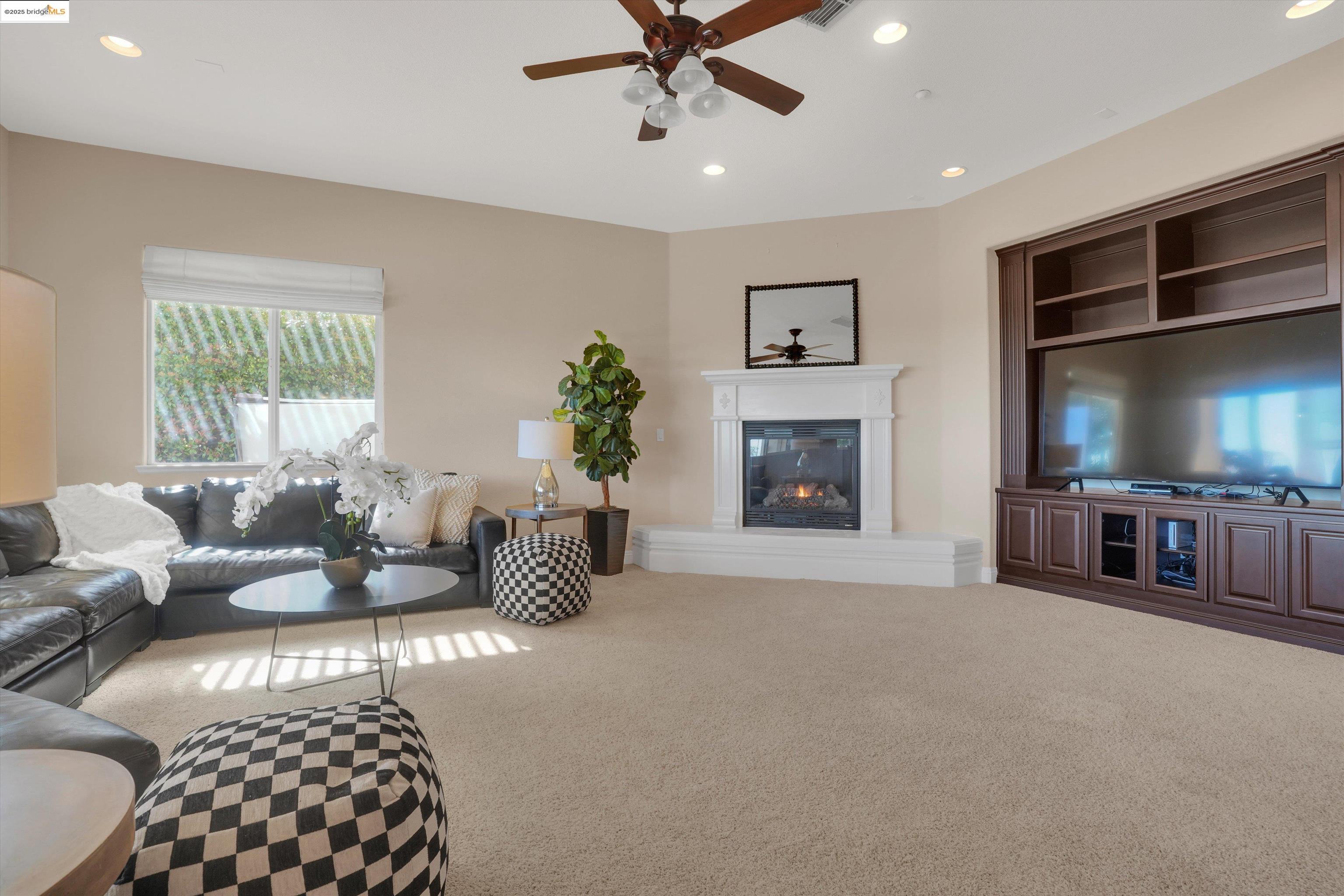 2860 Spanish Bay Dr